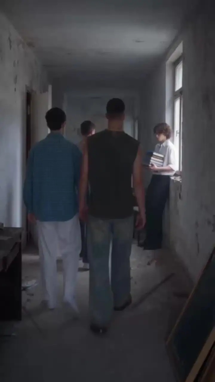 Episodio 11 de Acosador en la escuela, sugar en vivo
