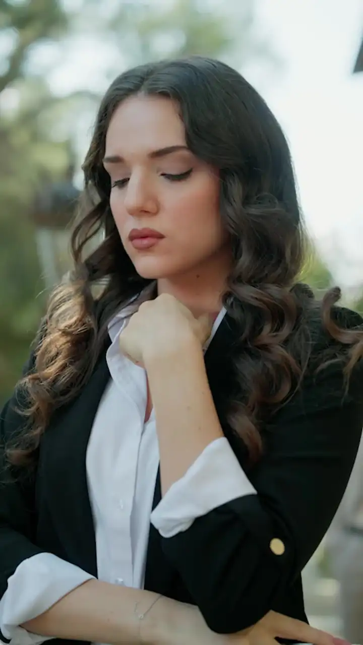 Episodio 57 de Amor bajo contrato
