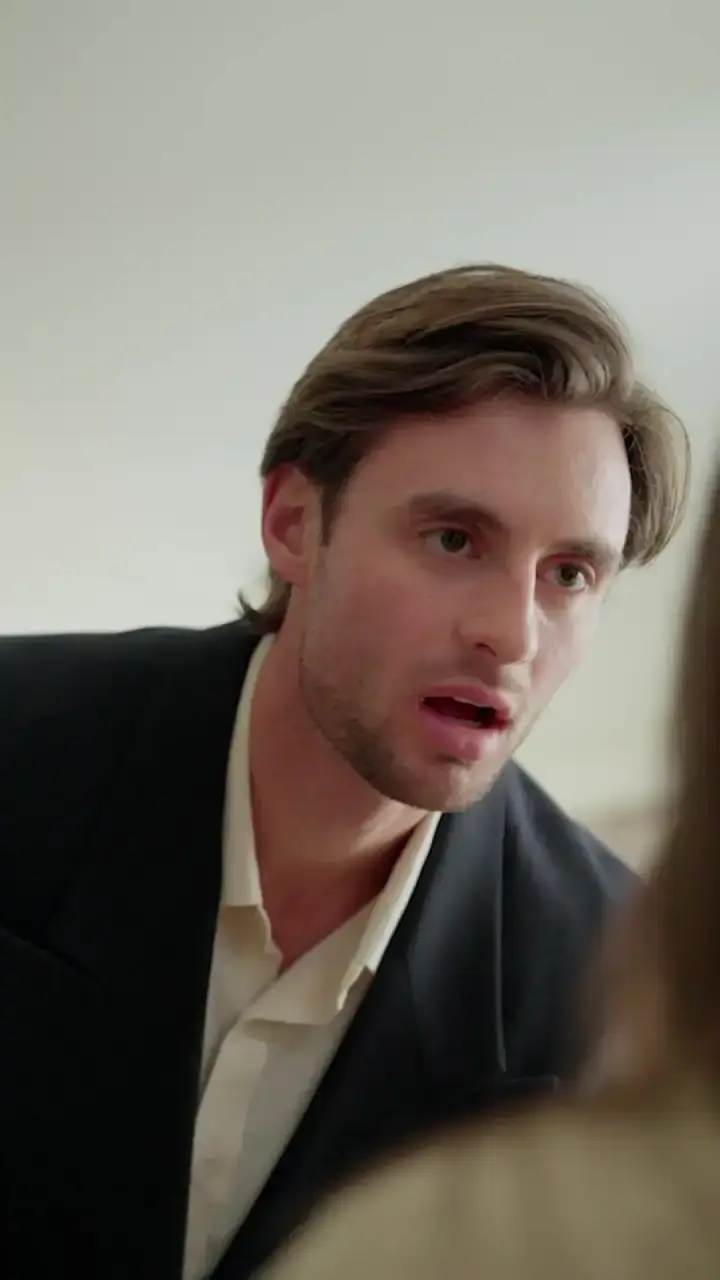 Episodio 8 de Amor bajo contrato