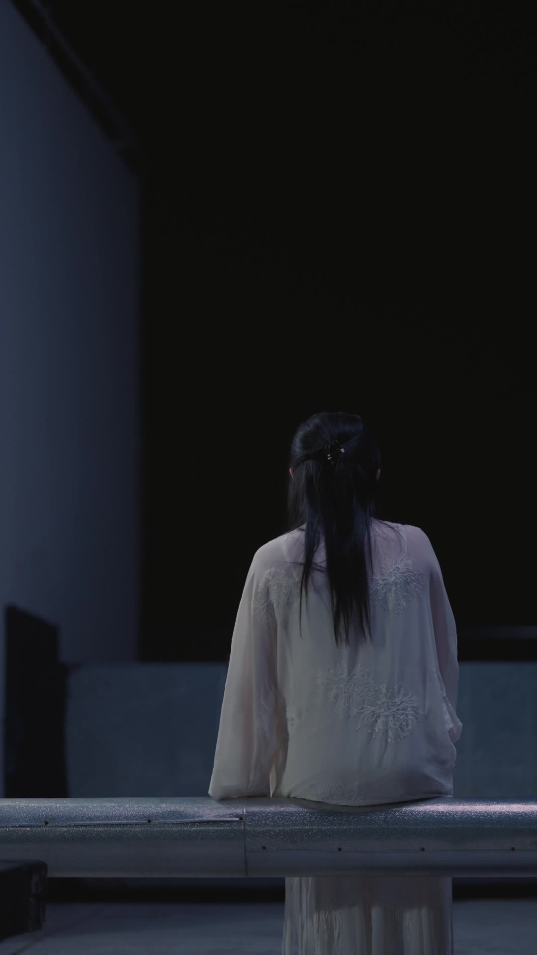 Episodio 53 de Atrapada en su oscuro deseo