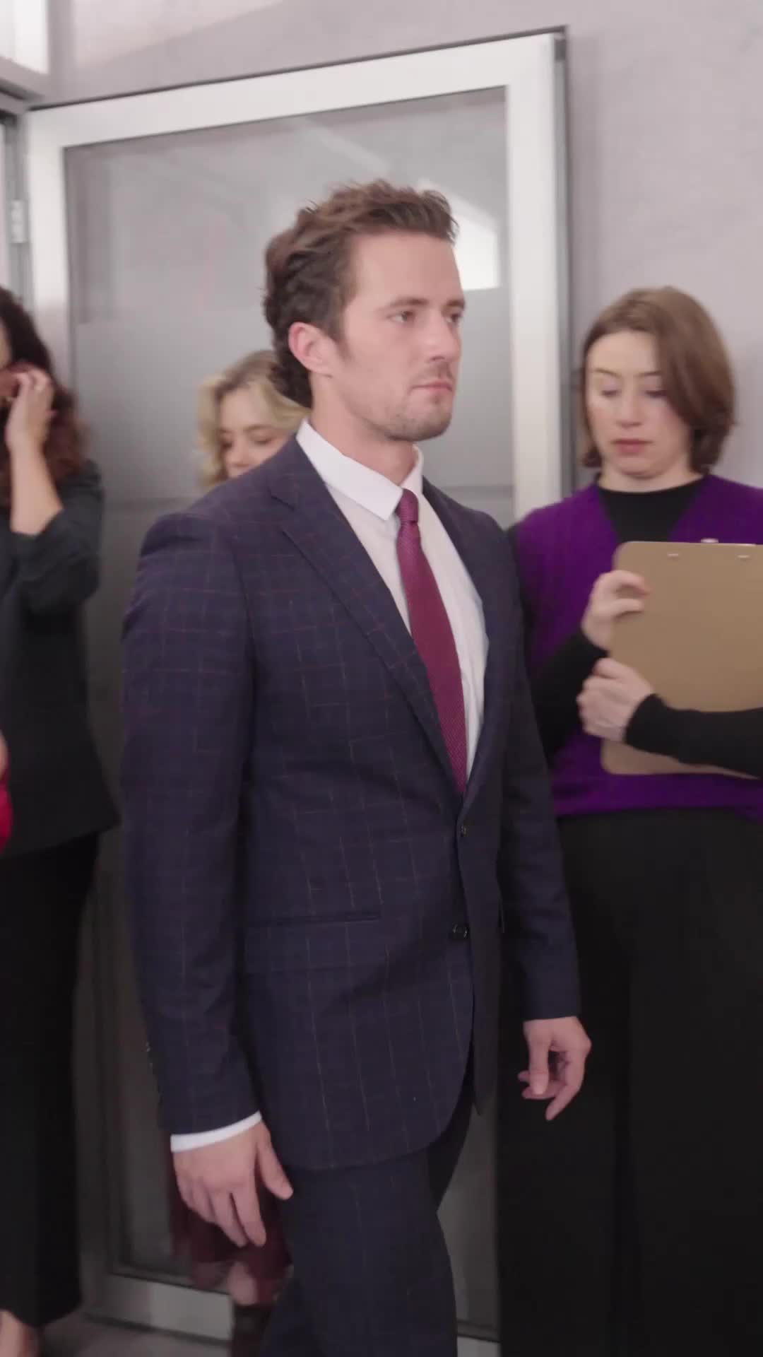 Episodio 21 de ¡Ayuda! ¡Mi jefe sexy tiene mis fotos íntimas!