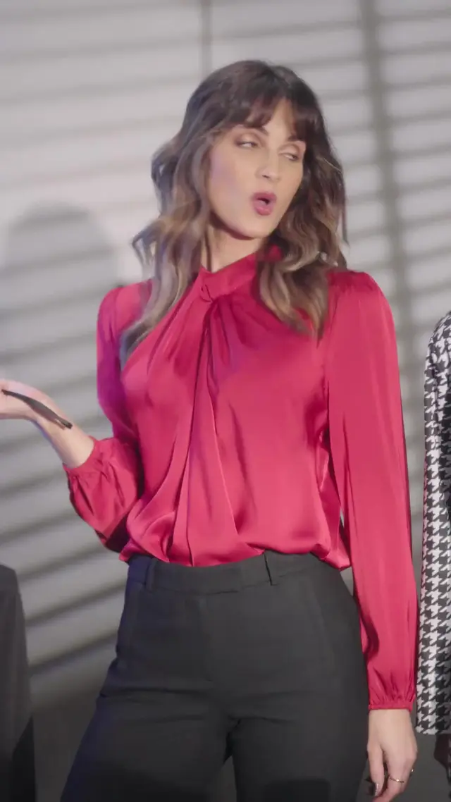 Episodio 32 de ¡Ayuda! ¡Mi jefe sexy tiene mis fotos íntimas!