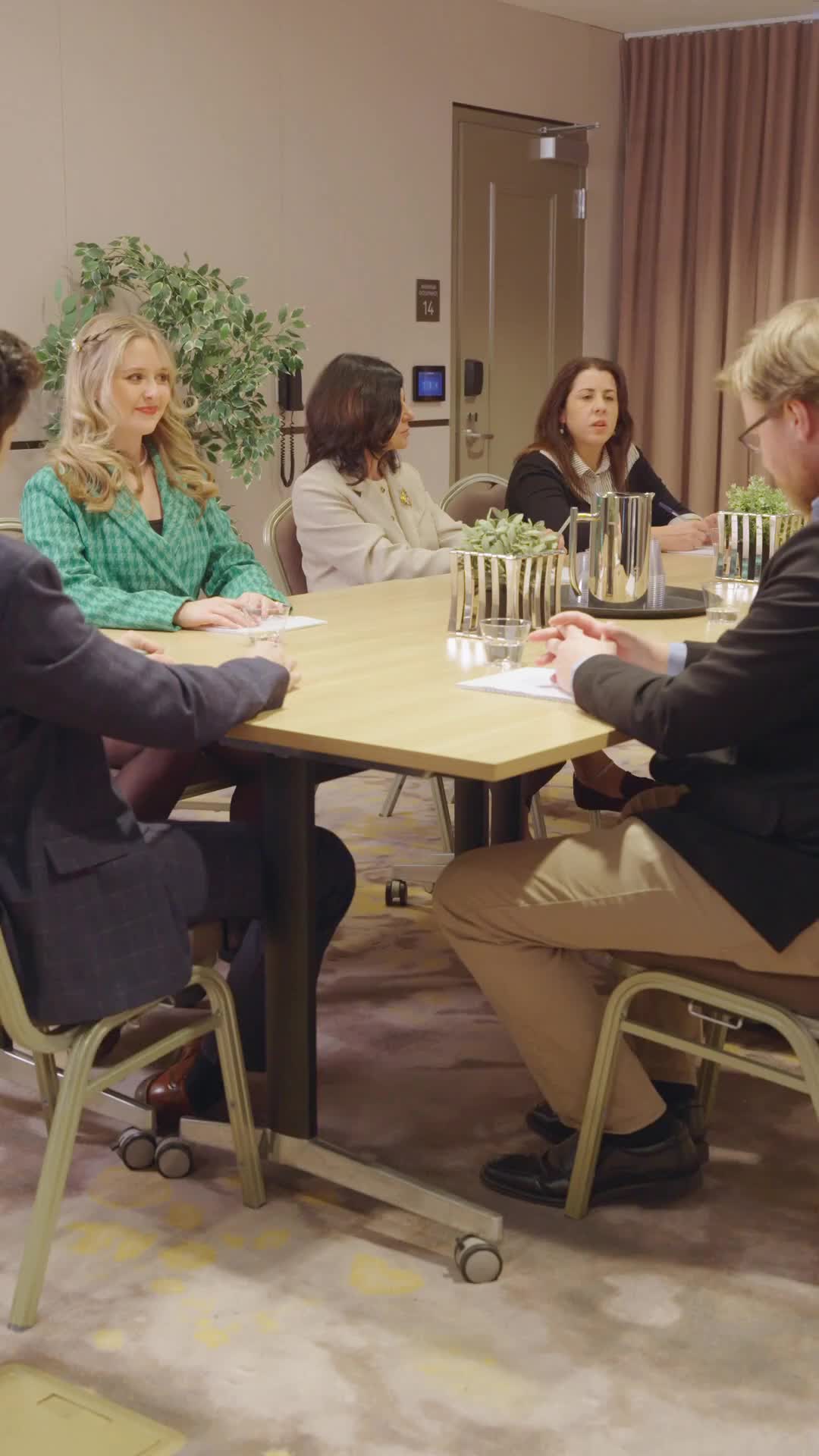 Episodio 14 de Boda cancelada, la reina sigue adelante