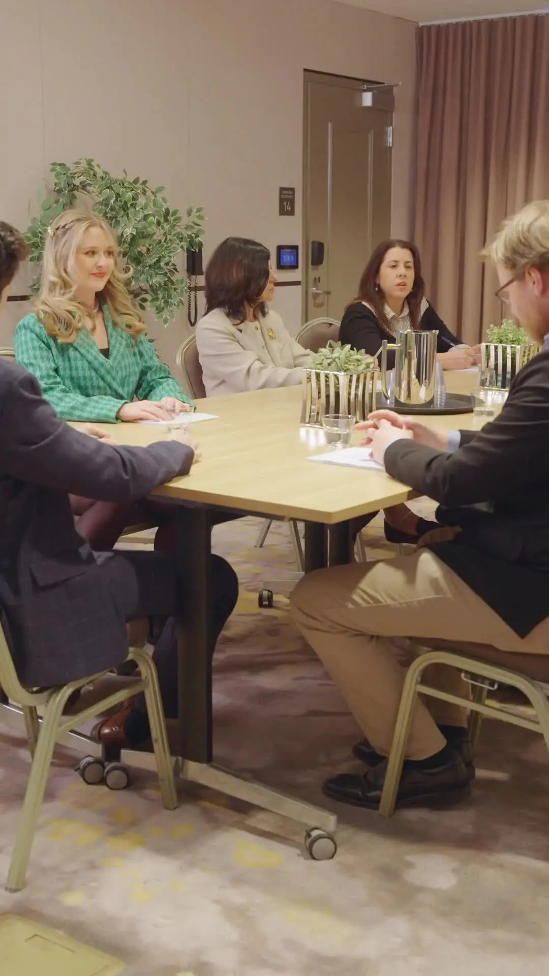 Episodio 14 de Boda cancelada, la reina sigue adelante
