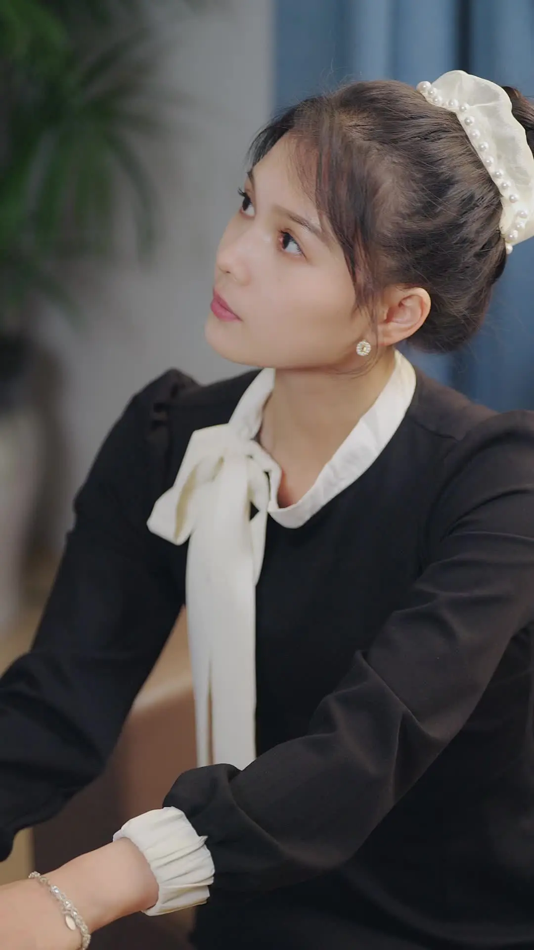 Episodio 44 de CEO,la practicante es su mujer