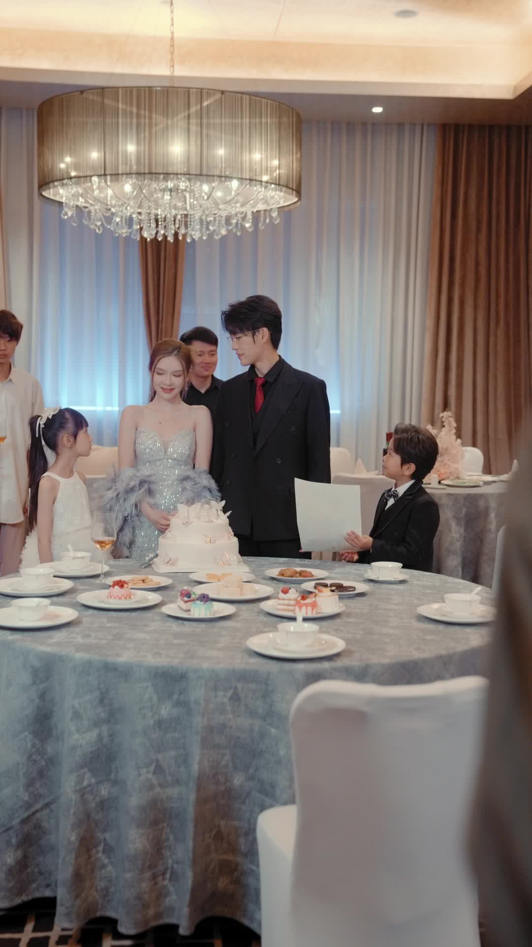 Episodio 10 de Cuando el esposo traiciona, ella decide irse