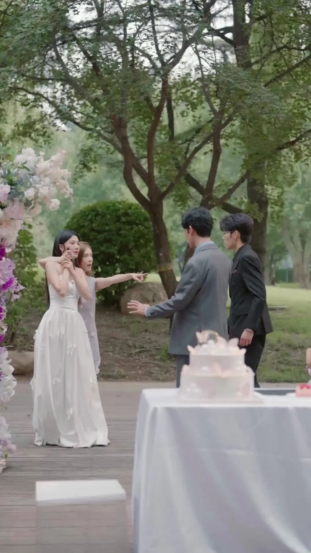 Episodio 60 de Cuando el esposo traiciona, ella decide irse