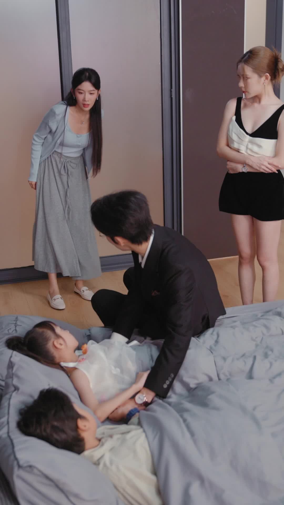 Episodio 8 de Cuando el esposo traiciona, ella decide irse