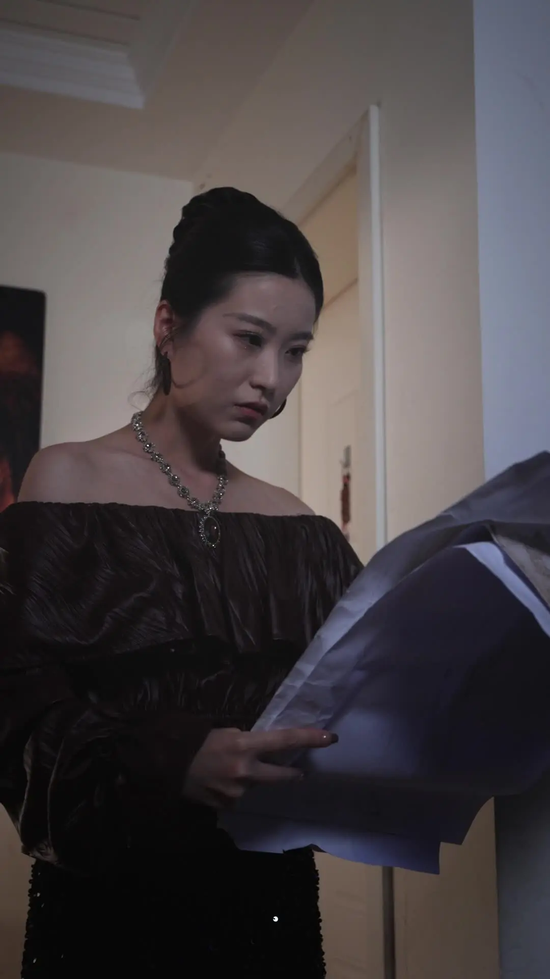 Episodio 112 de De chica campesina a reina del hotel
