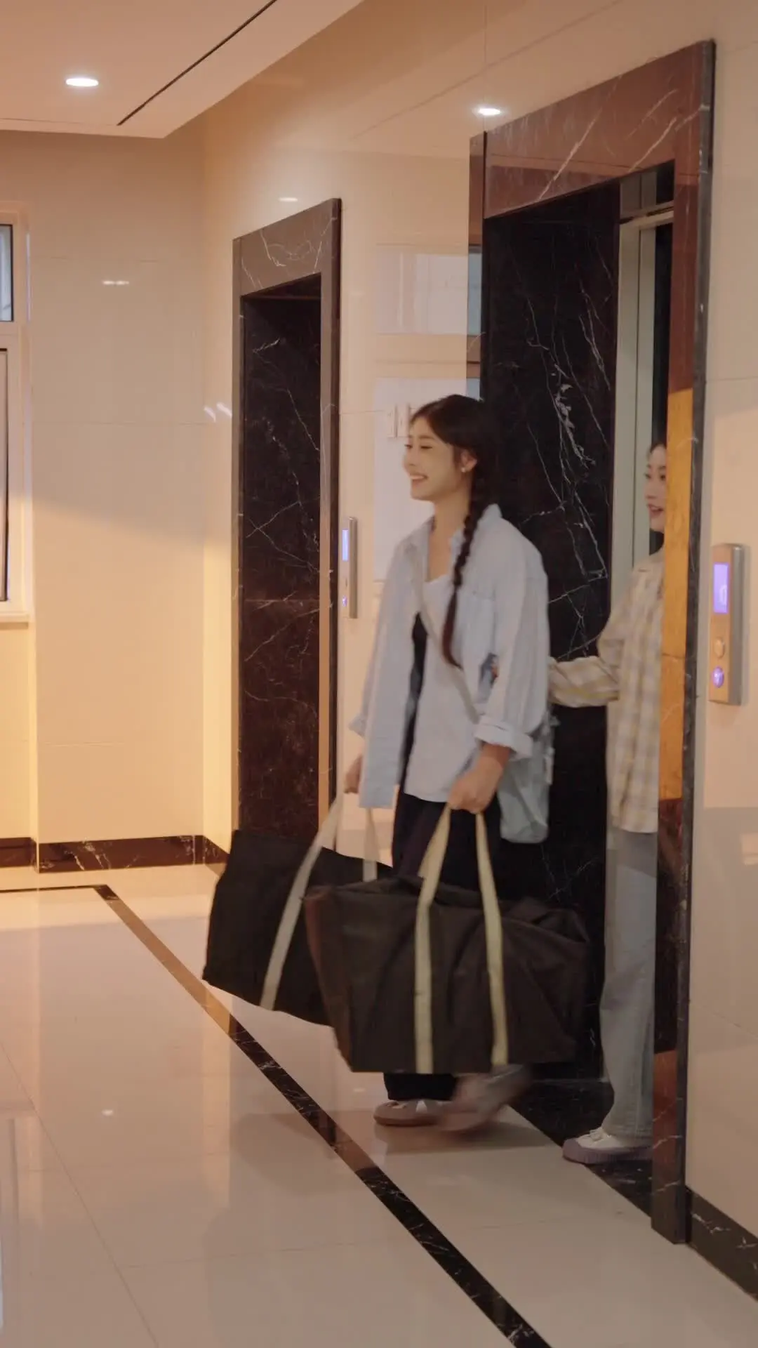 Episodio 44 de De chica campesina a reina del hotel