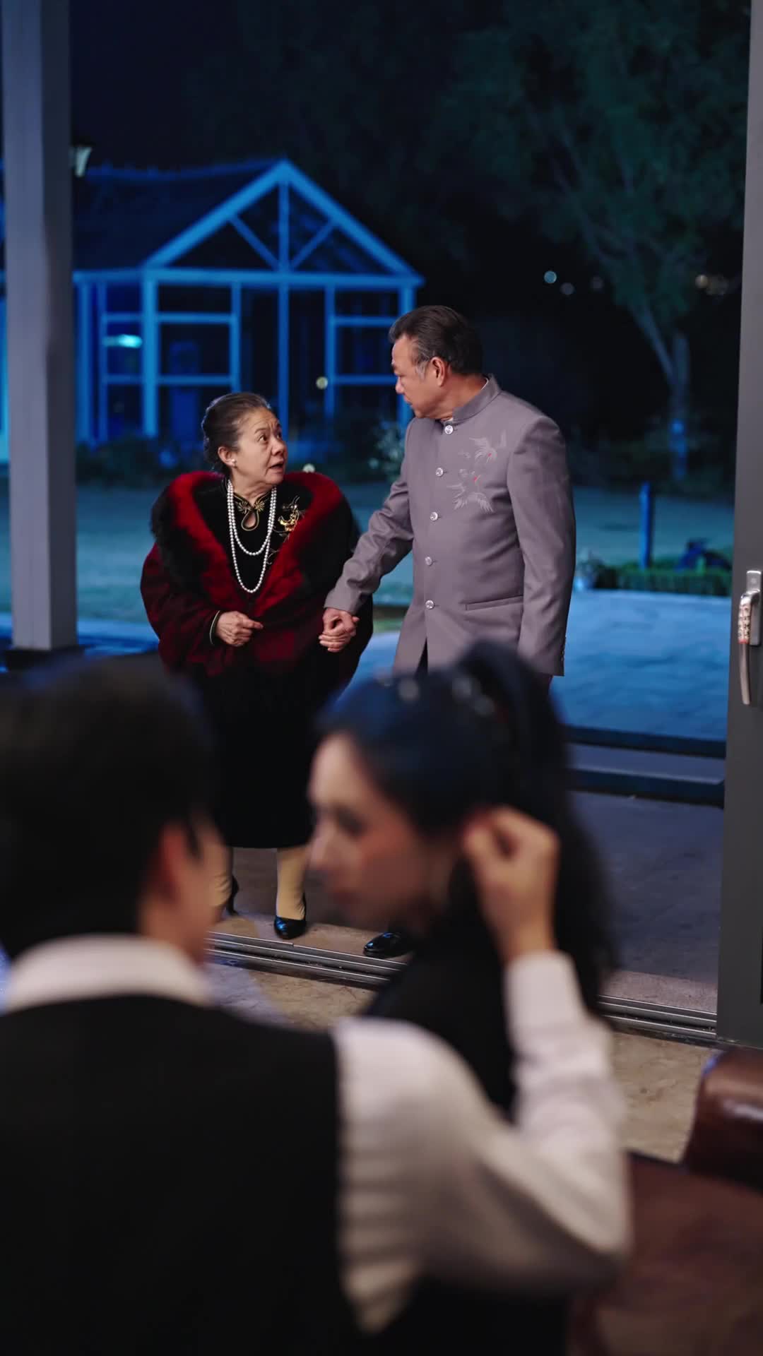Episodio 60 de De empleada a esposa del jefe: ¡y con trillizos!