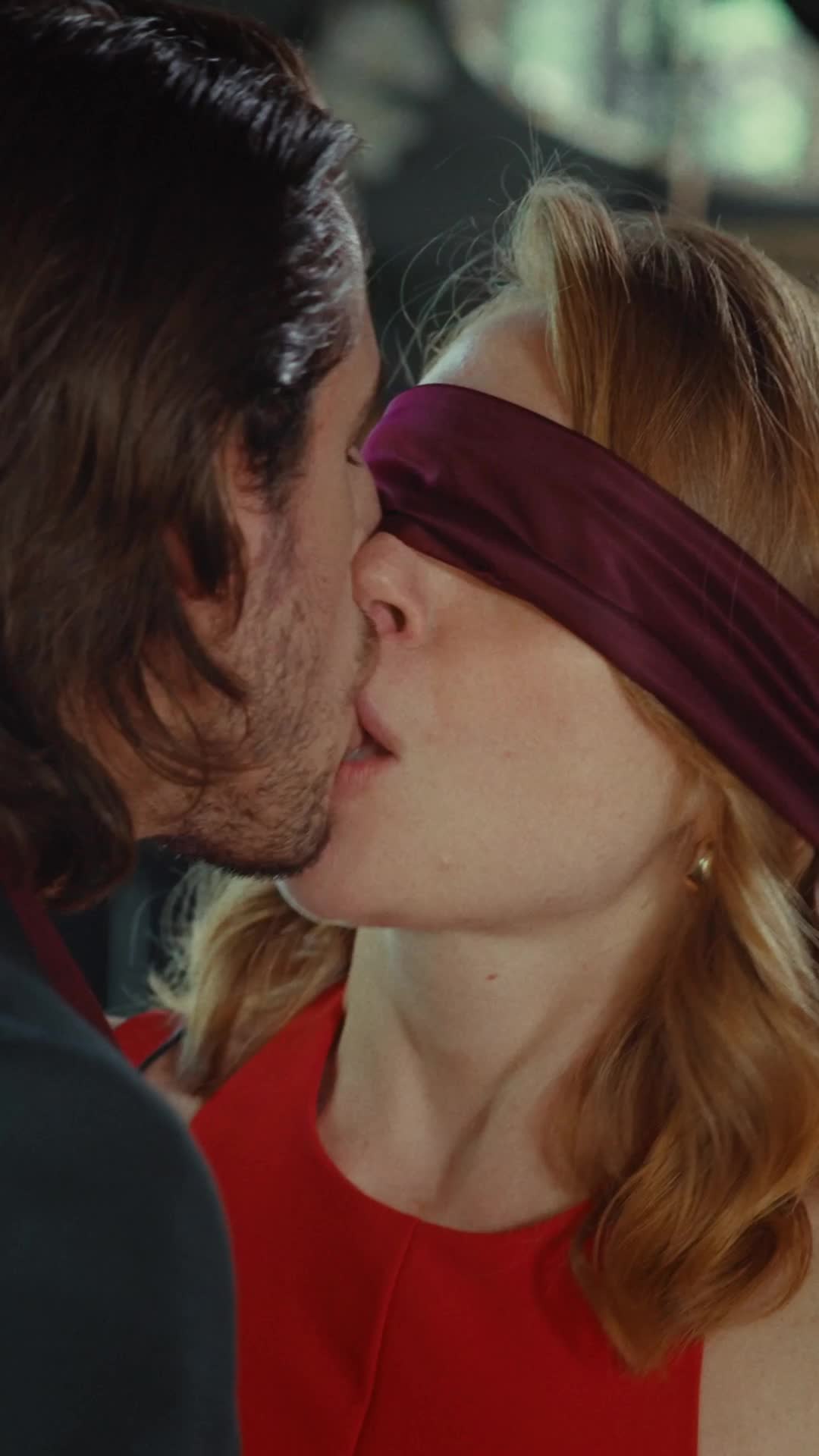 Episodio 49 de Deseada por dos: el vampiro y el cazador
