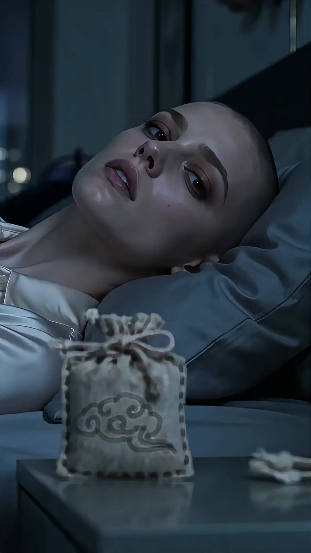 Episodio 2 de ¿Destruir mi linaje de lobo plateado? Me casaré con el Alfa supremo