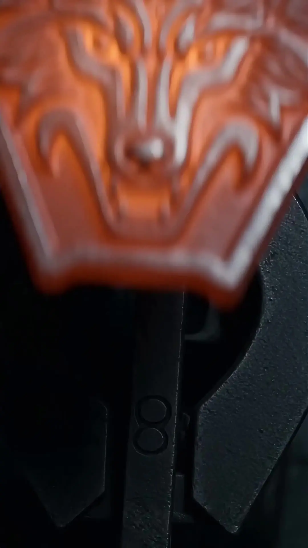 Episodio 25 de ¿Destruir mi linaje de lobo plateado? Me casaré con el Alfa supremo