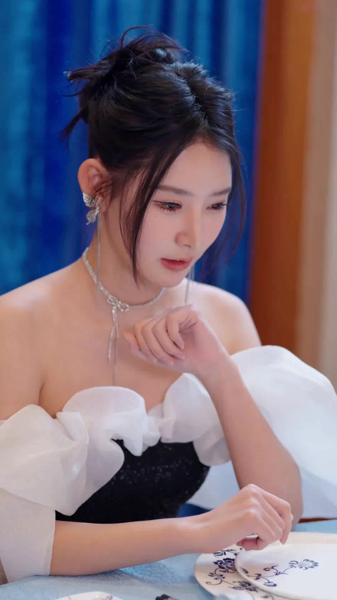 Episodio 43 de ¡Divorciada y Deseada! Mi Trío de Pretendientes de Élite