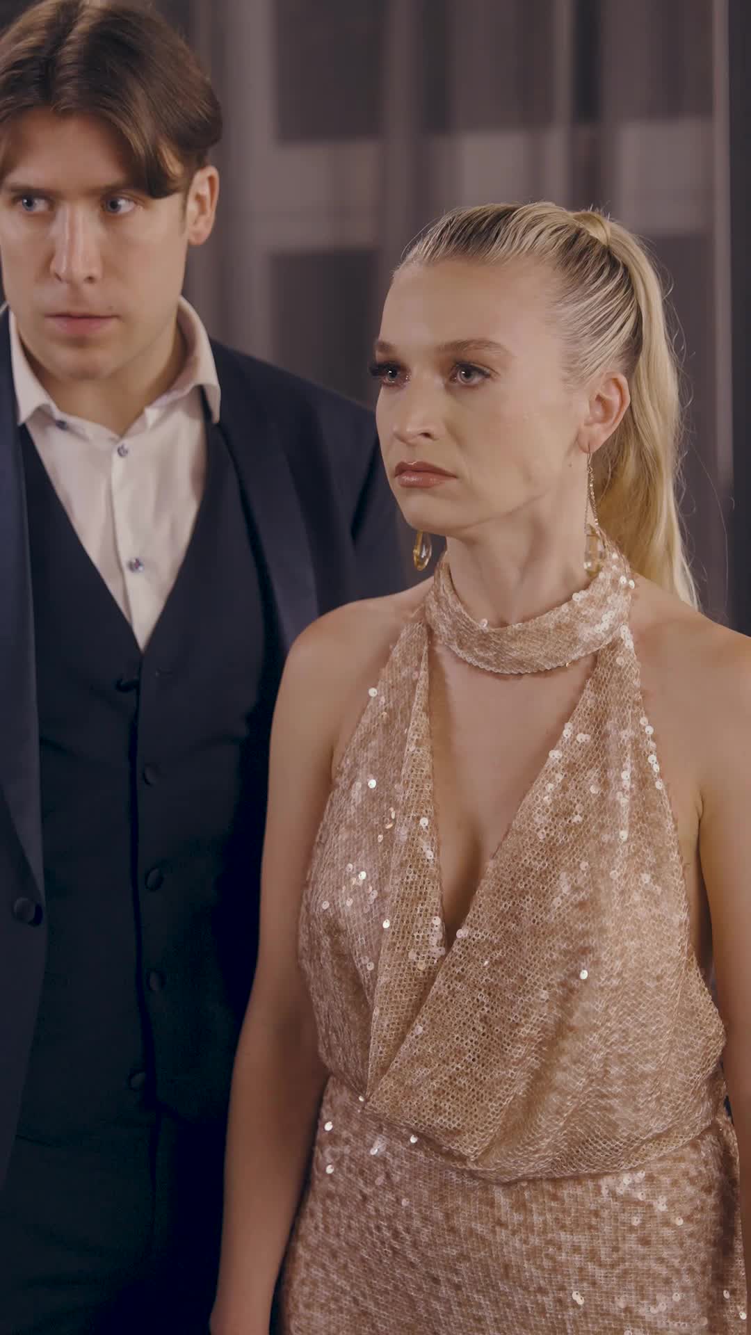 Episodio 50 de Doble de ella, problema de él