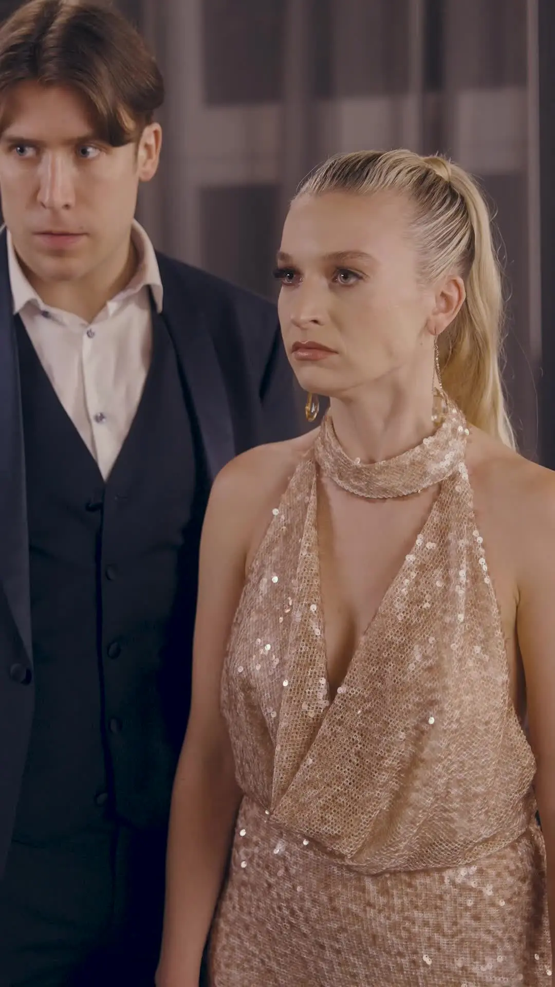 Episodio 50 de Doble de ella, problema de él