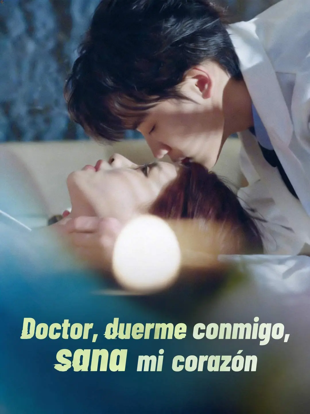 Capa da minissérie Doctor, duerme conmigo, sana mi corazón