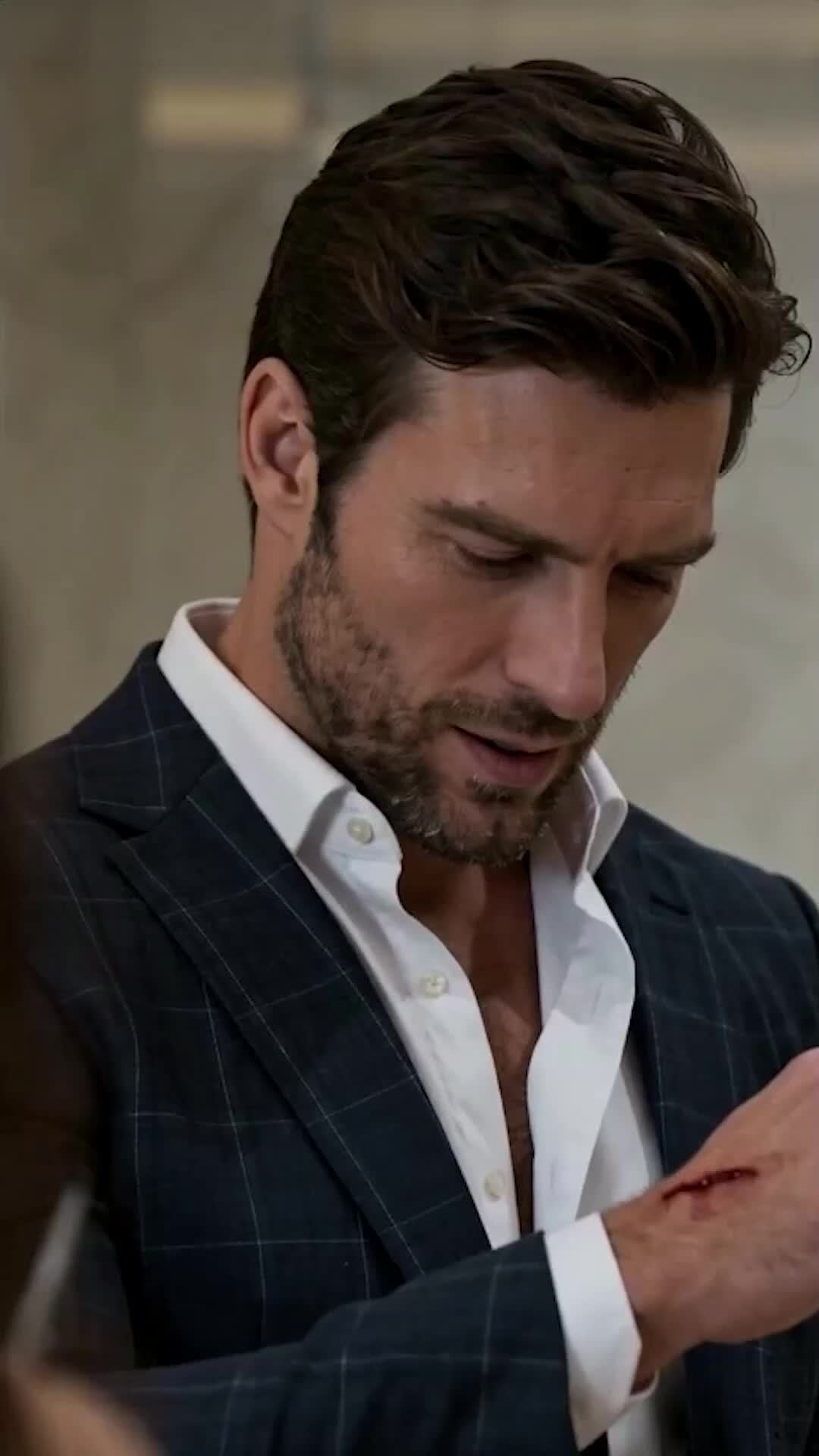 Episodio 10 de El Alfa me robó en mi boda