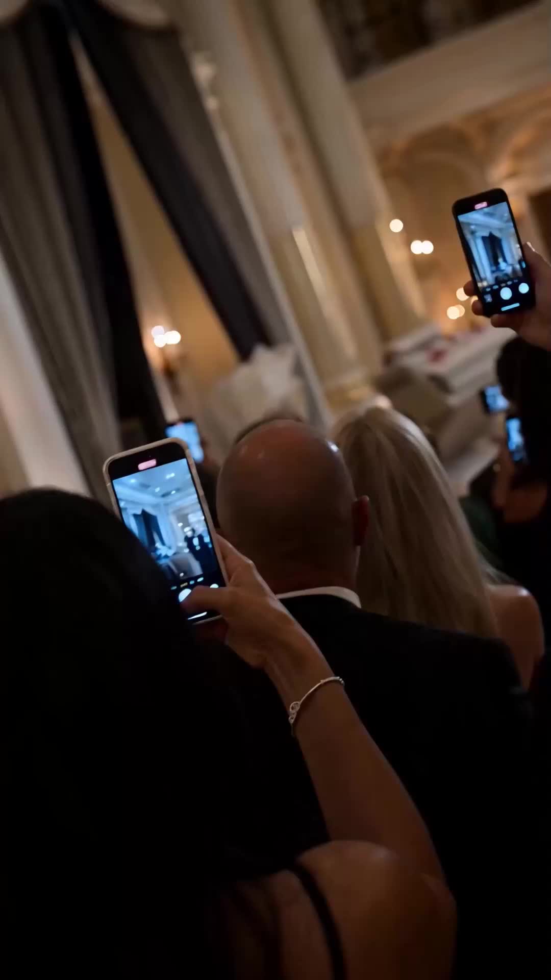 Episodio 15 de El Alfa me robó en mi boda