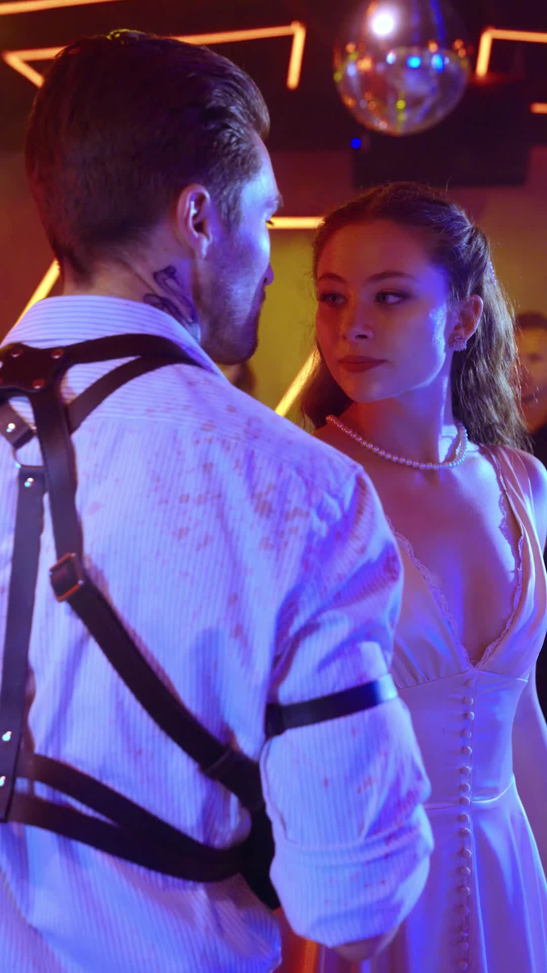 Episodio 17 de El amor es una danza peligrosa