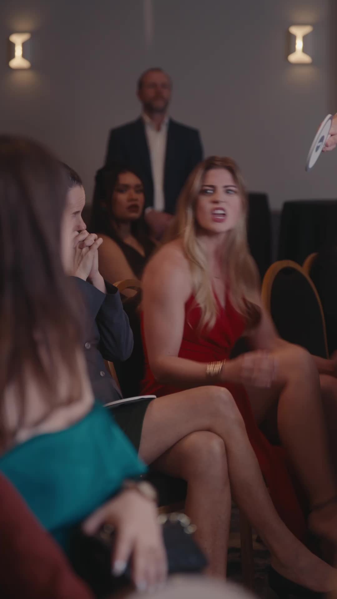 Episodio 37 de El Bombero Multimillonario y su Dulce Esposa