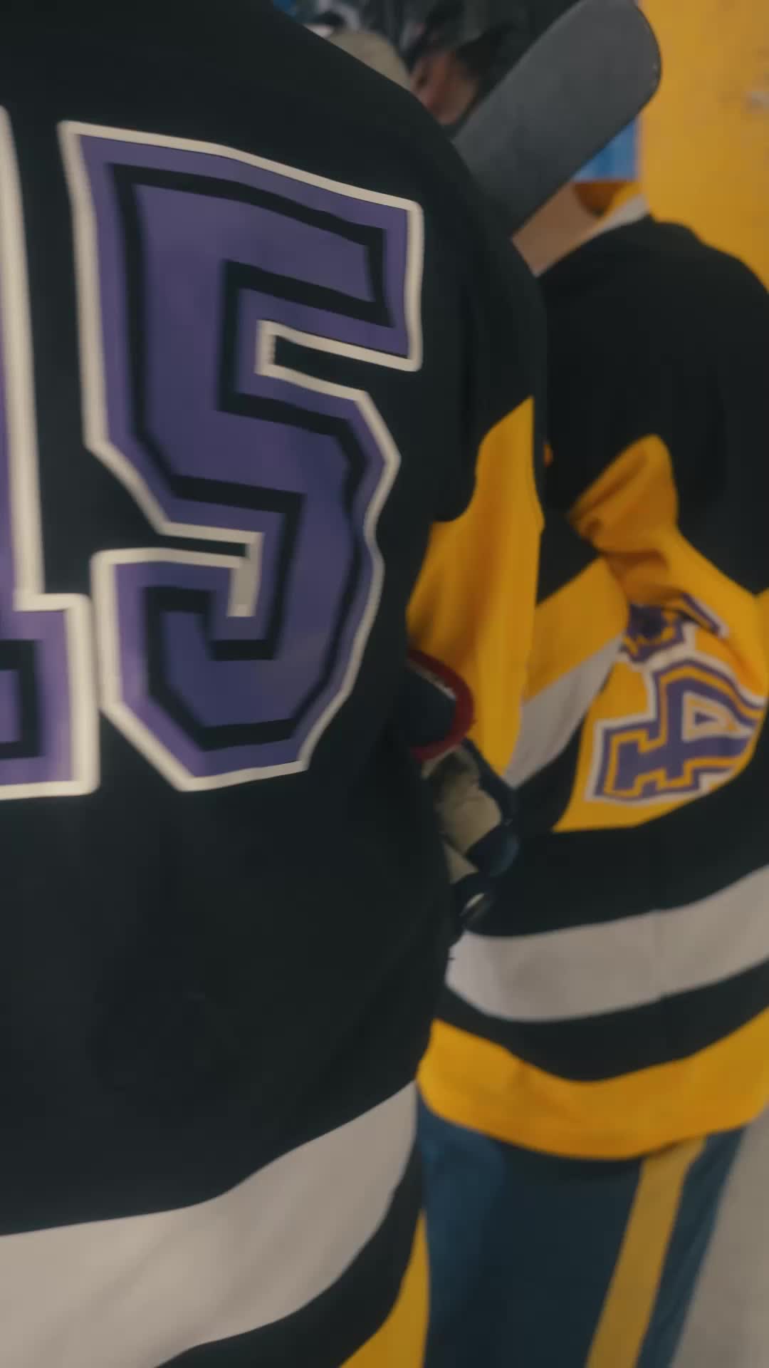 Episodio 61 de El capitán de hockey que me odia