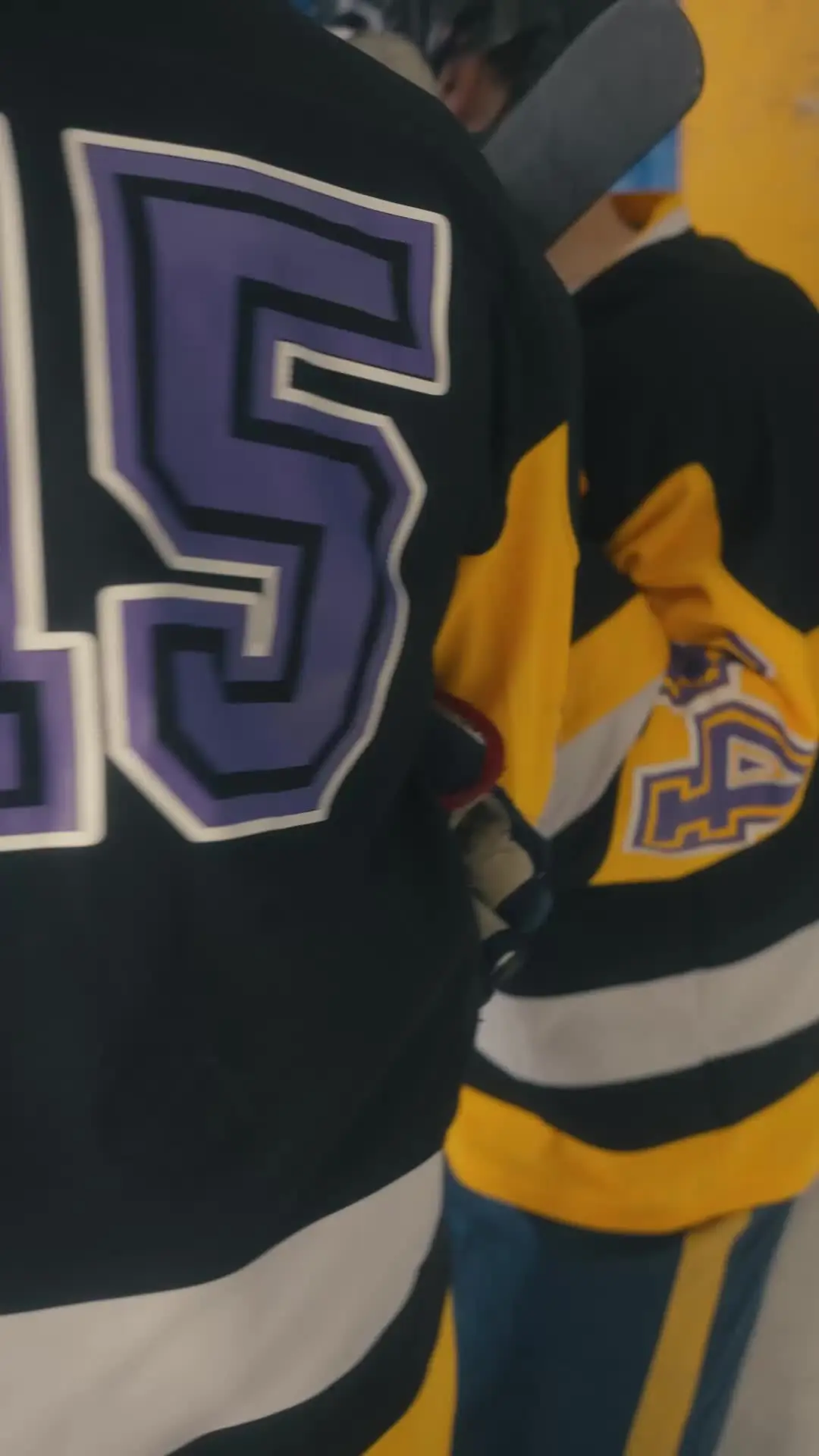 Episodio 61 de El capitán de hockey que me odia