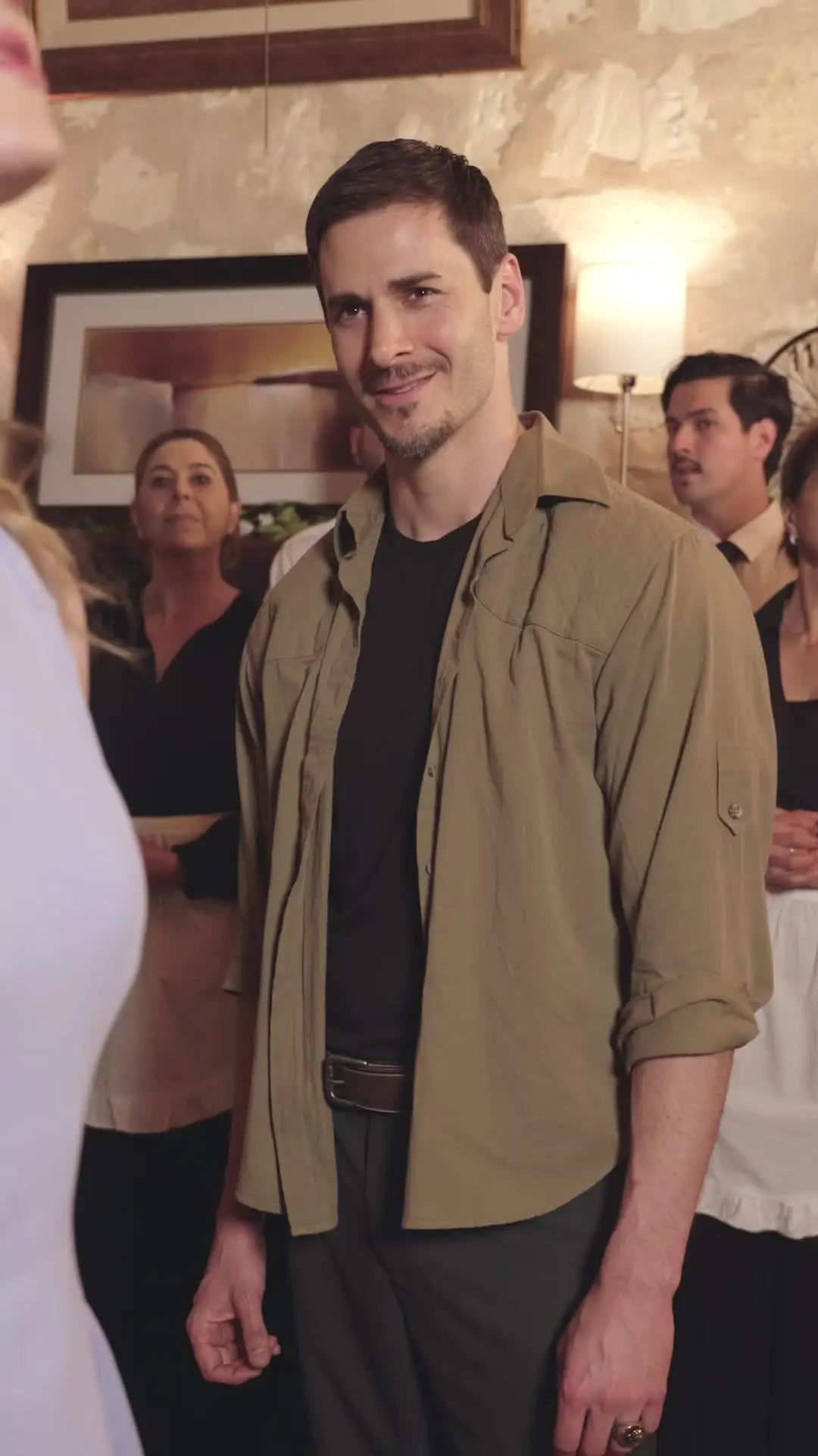 Episodio 11 de El divorcio me separó del Alfa, pero aún sigo brillando