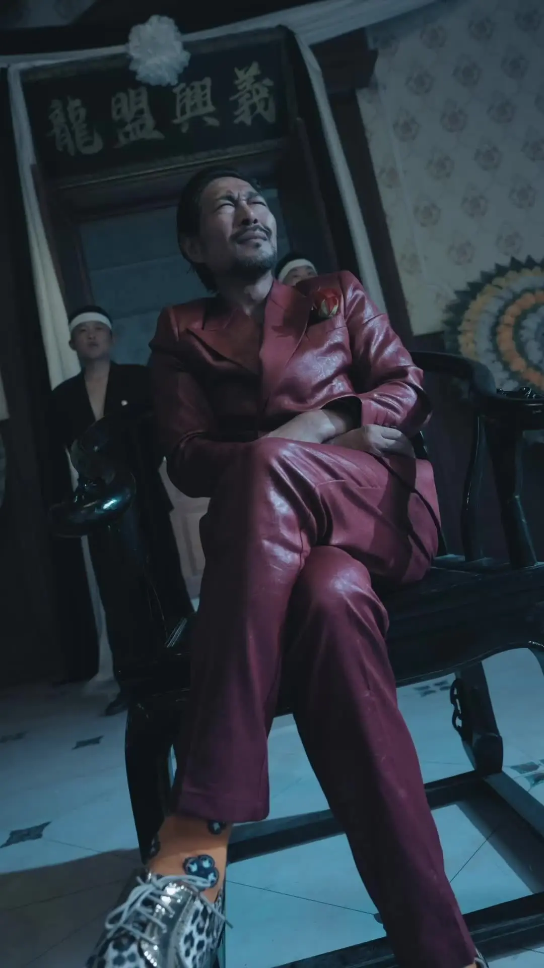 Episodio 10 de El funeral que creó a un jefe