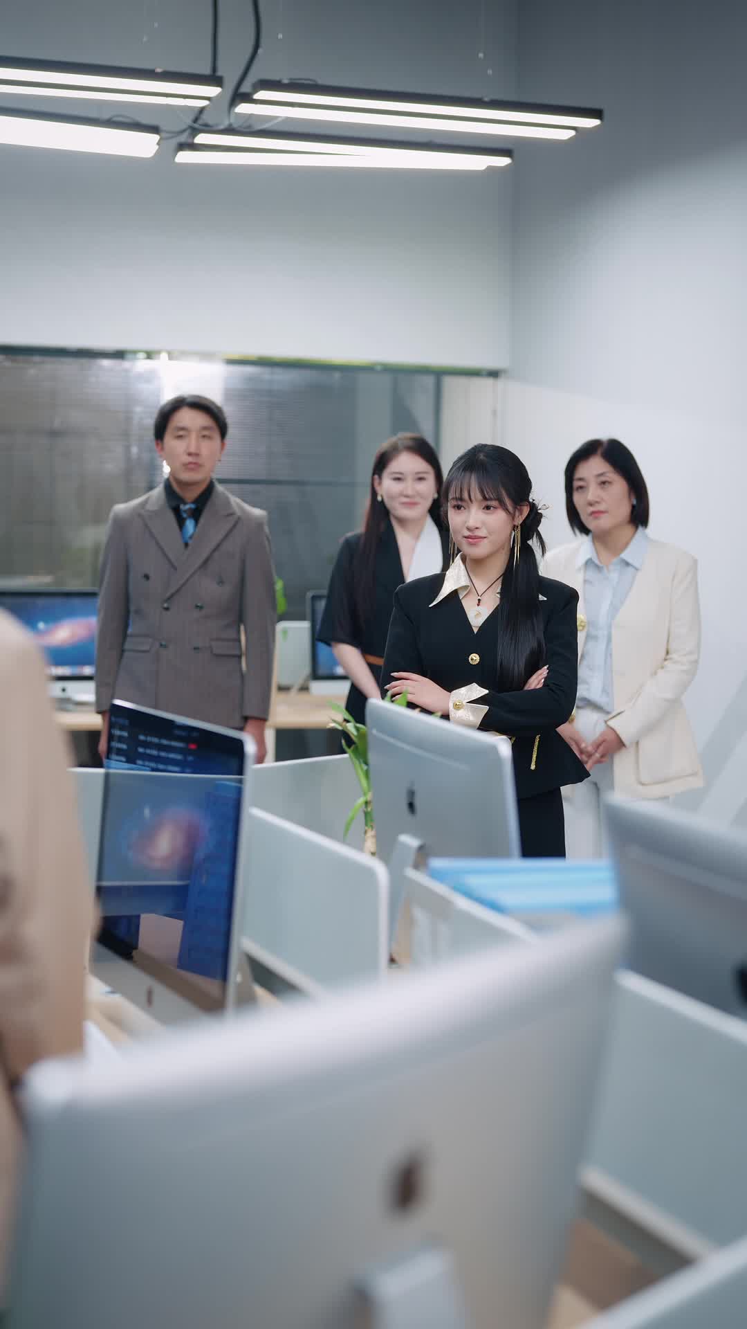 Episodio 77 de El imperio que ella vio venir