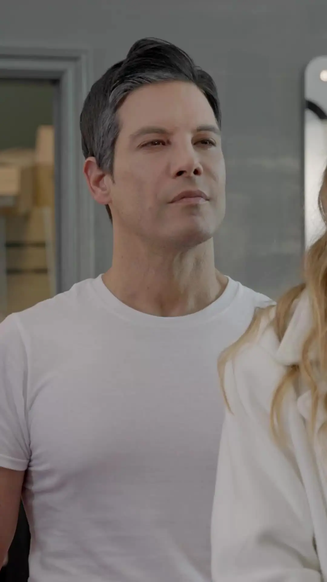 Episodio 70 de El multimillonario oculto en primera clase