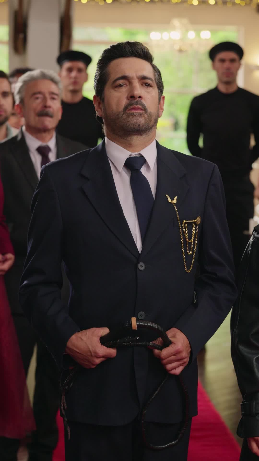 Episodio 24 de El Regreso De La Reina