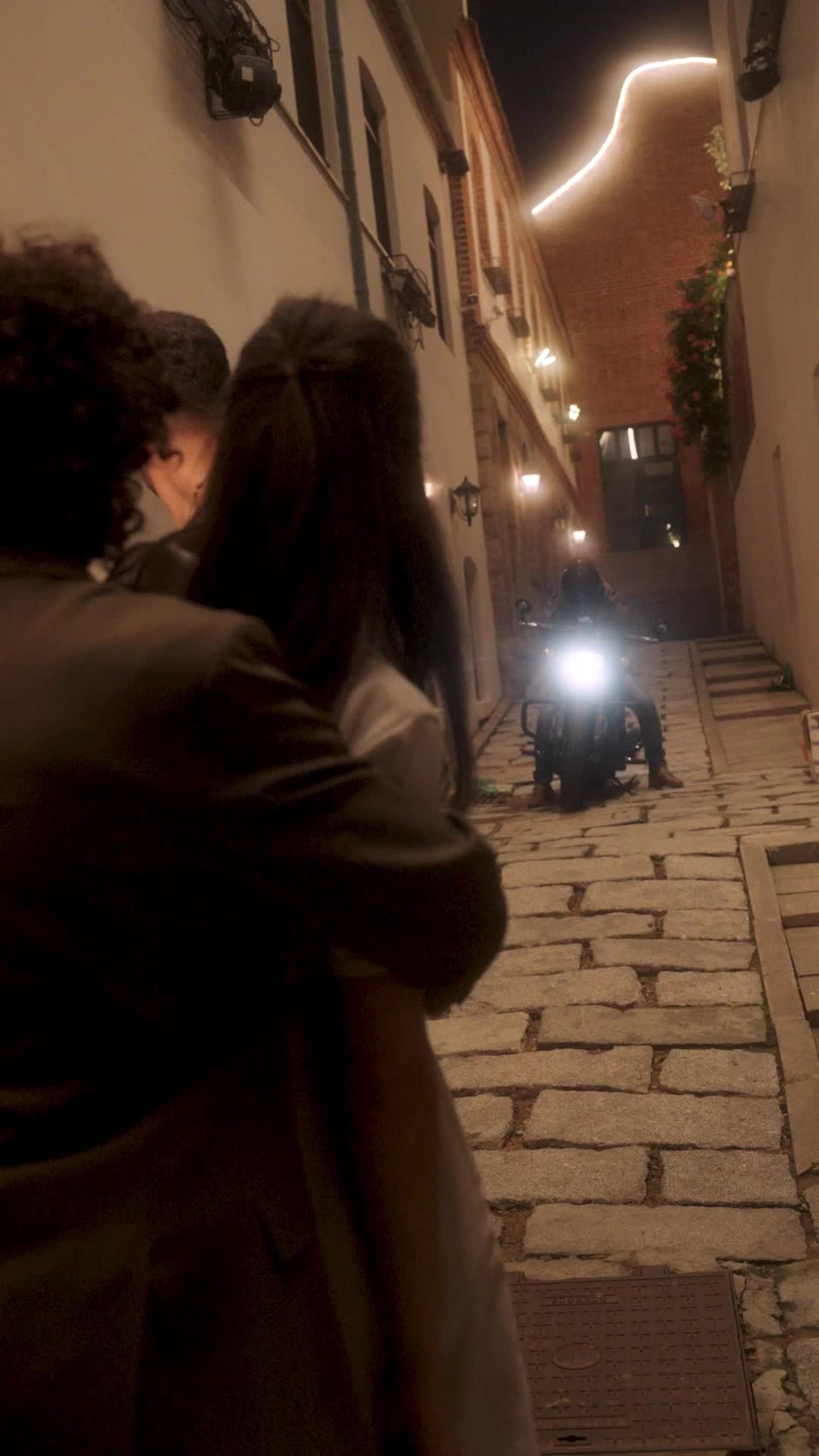 Episodio 3 de Enamorándome del papá general de mi ex