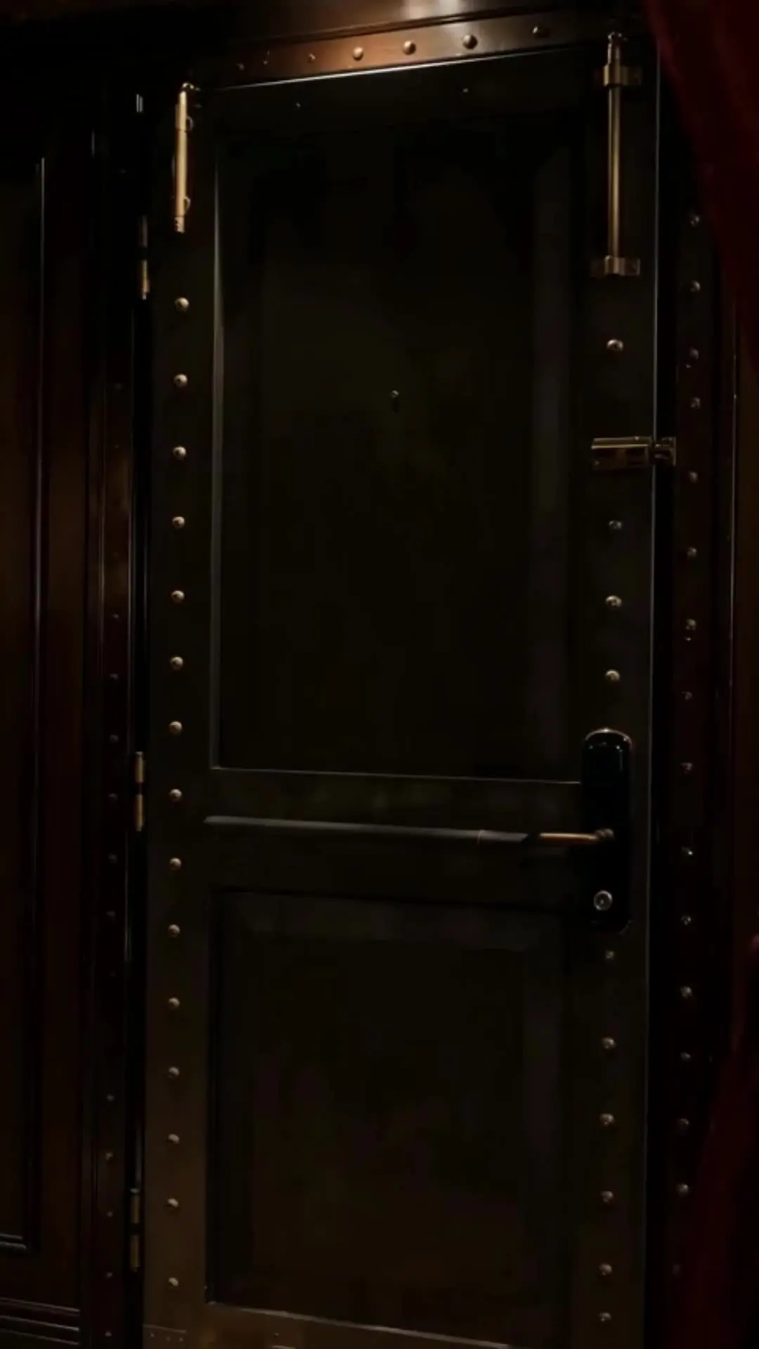 Episodio 10 de Encerrada por el jefe de la mafia