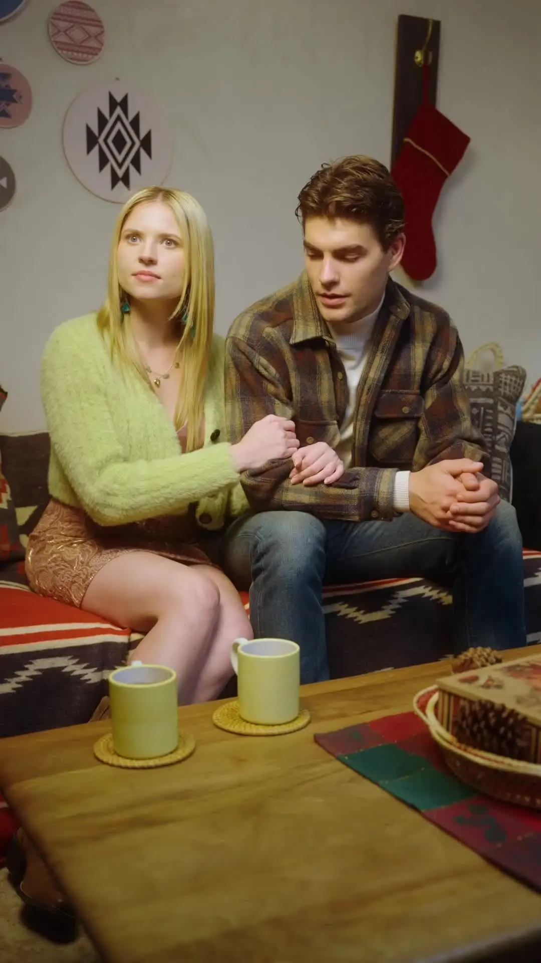 Episodio 17 de Encontré un Marido Multimillonario Sin Hogar para Navidad