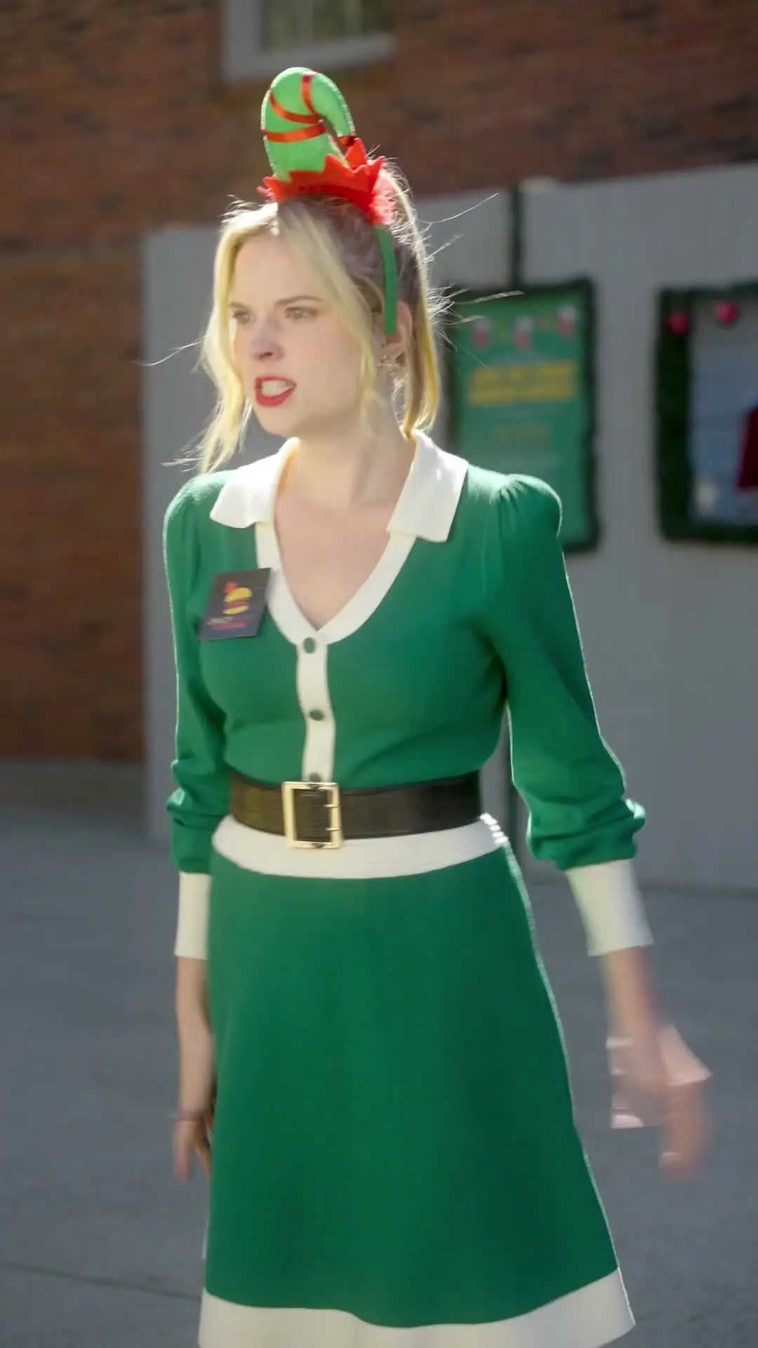 Episodio 3 de Encontré un Marido Multimillonario Sin Hogar para Navidad