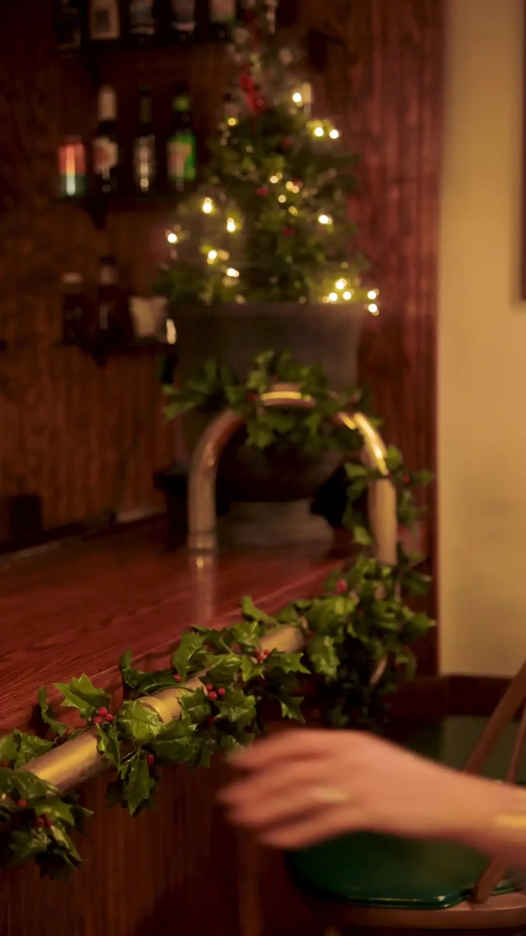 Episodio 42 de Encontré un Marido Multimillonario Sin Hogar para Navidad