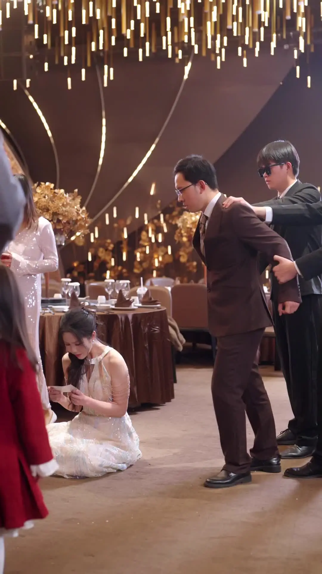 Episodio 64 de Esposo pegajoso, esposa de dos caras