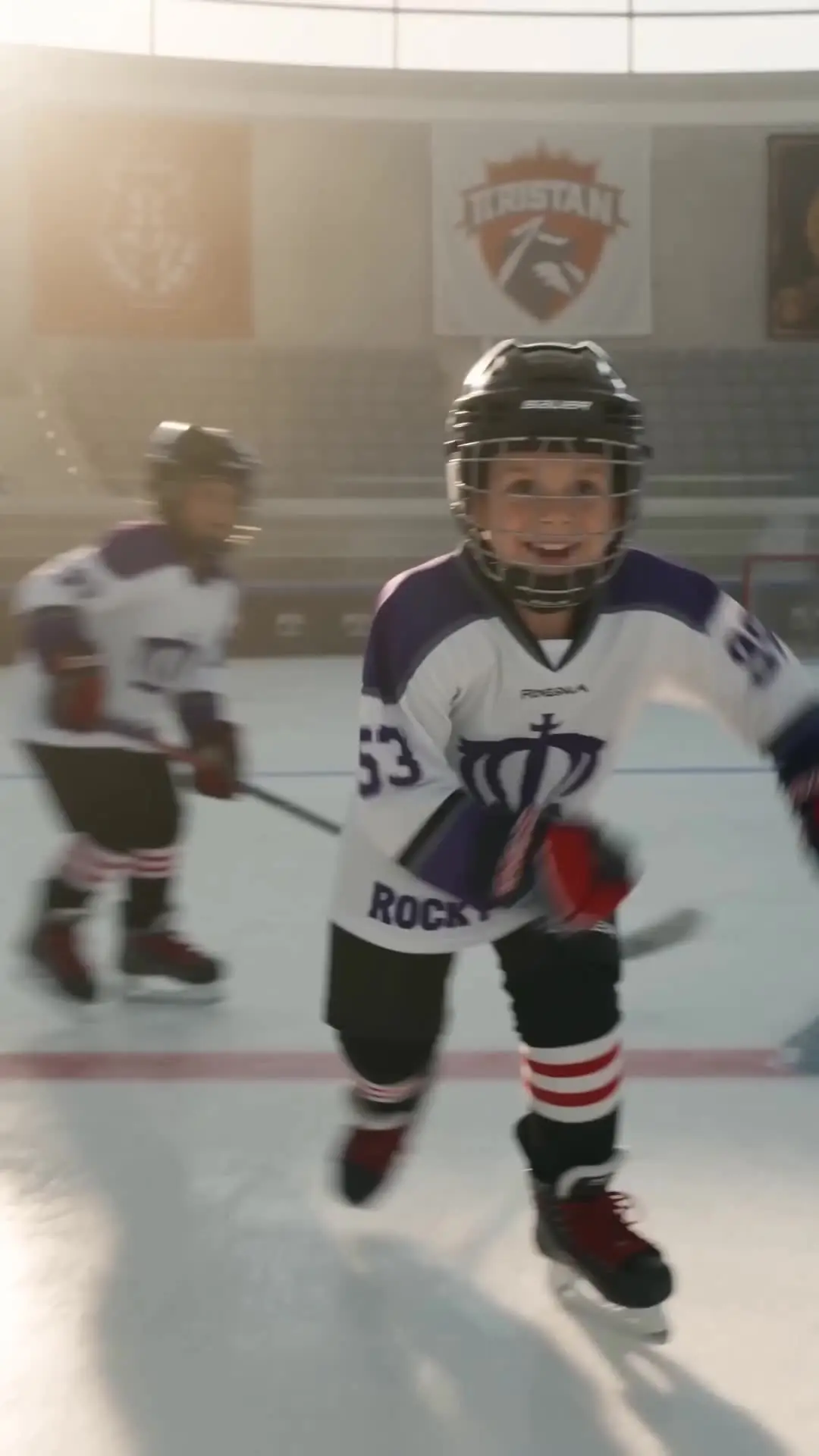 Episodio 12 de Fuera de juego con la estrella de hockey