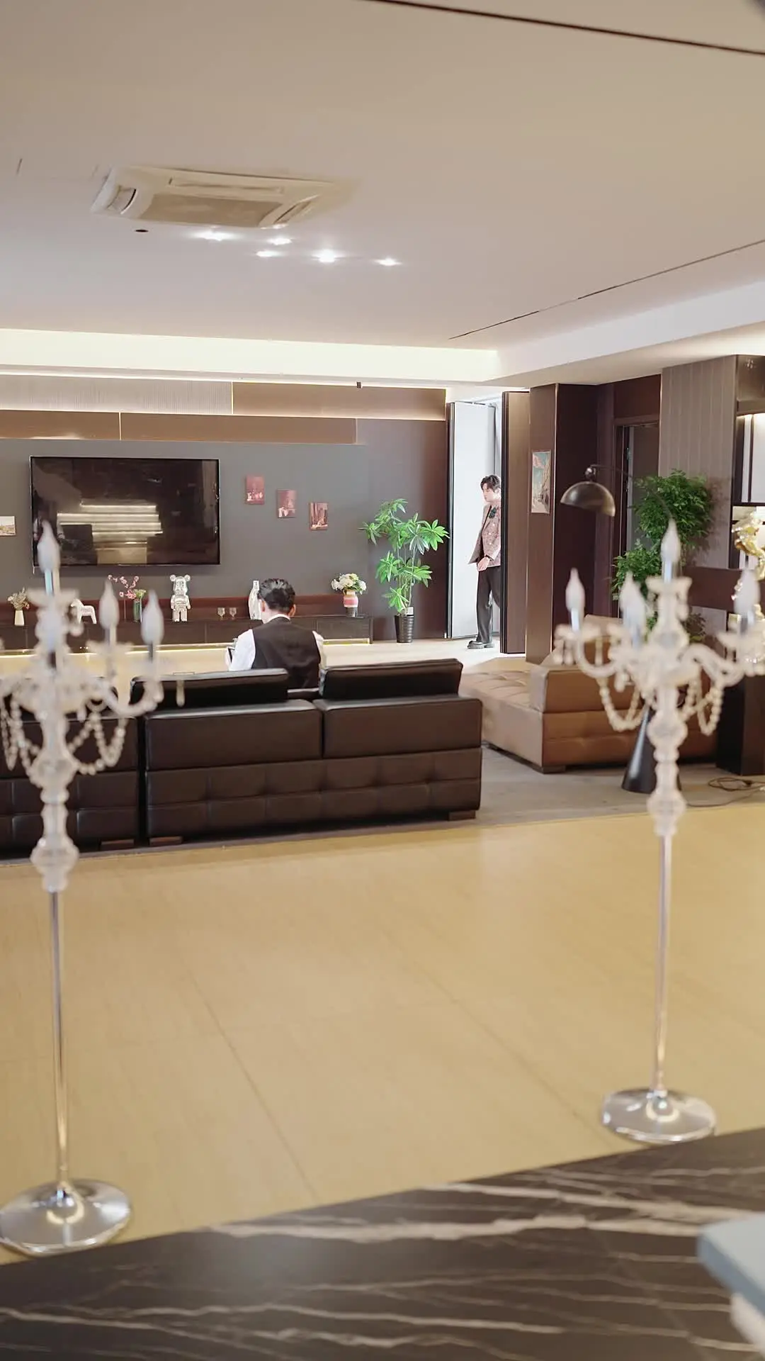 Episodio 120 de Habitación equivocada, esposo perfecto