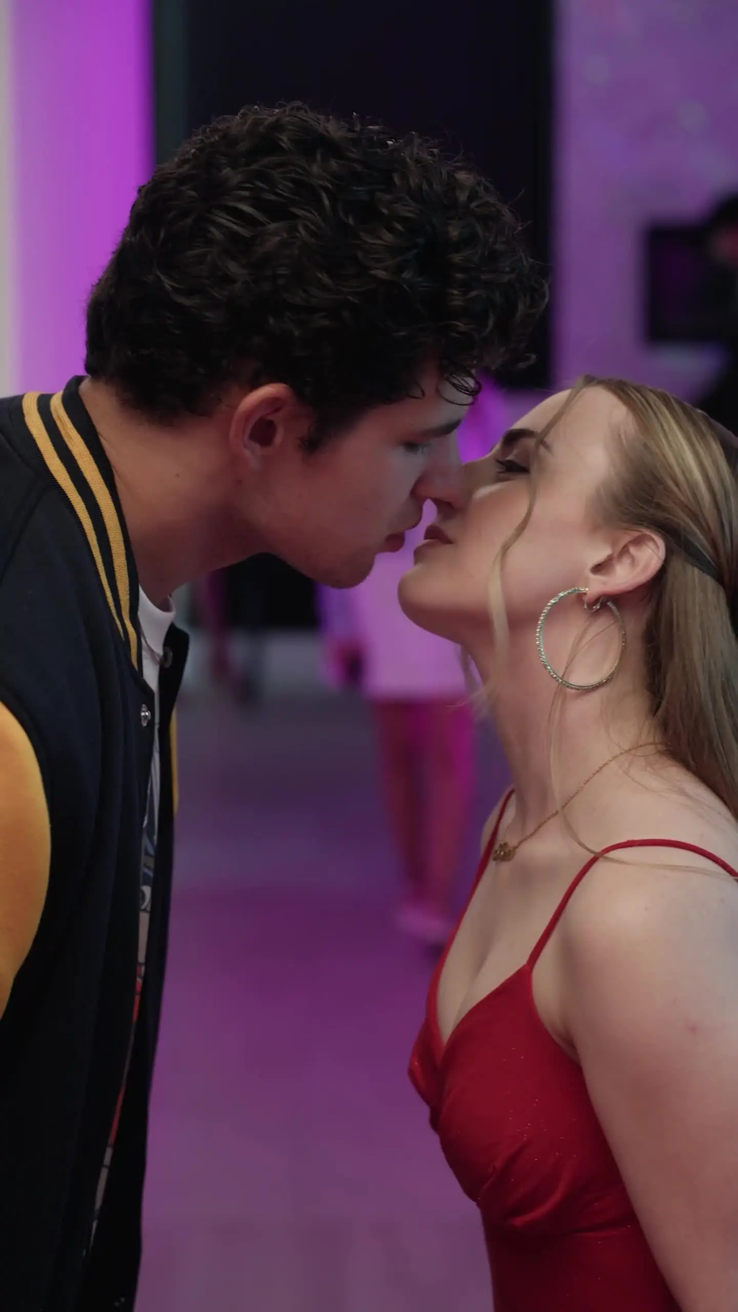 Episodio 6 de Has sido reemplazado, primer amor