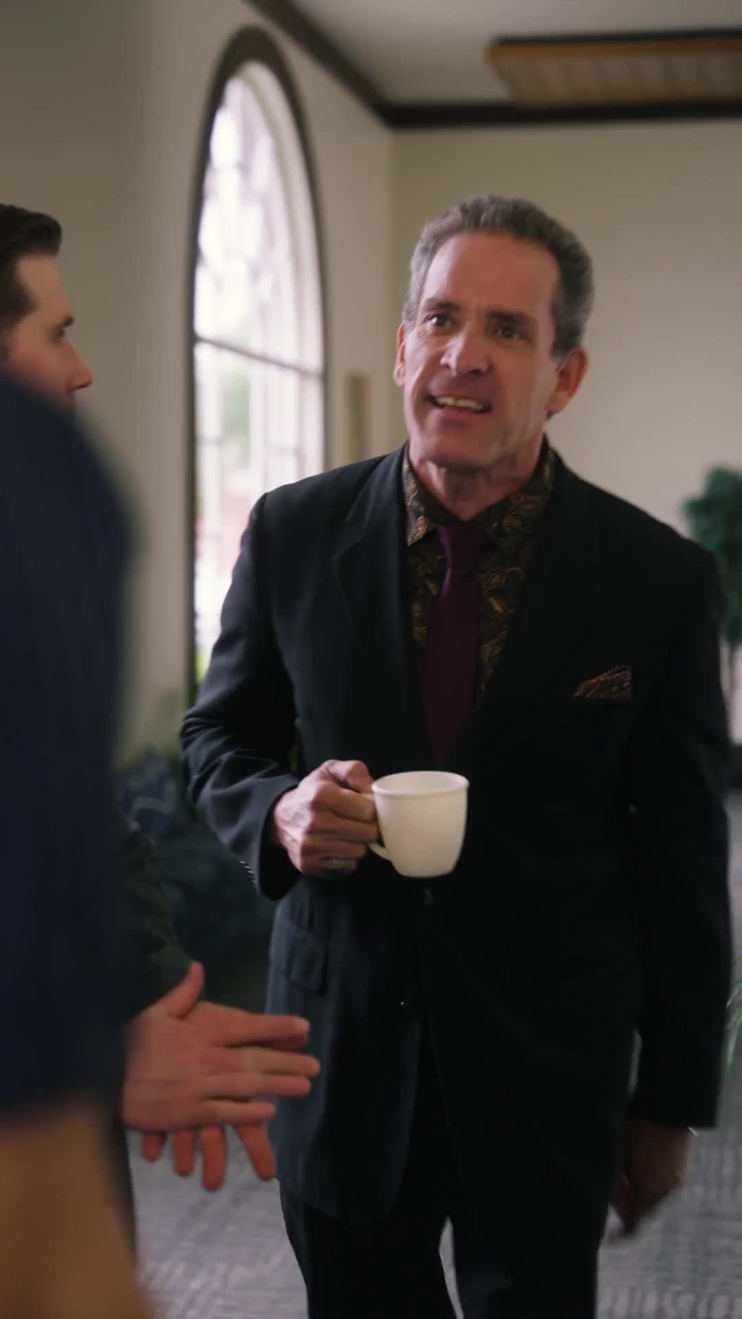 Episodio 11 de Hey jefe, su empresa está siendo bombardeada