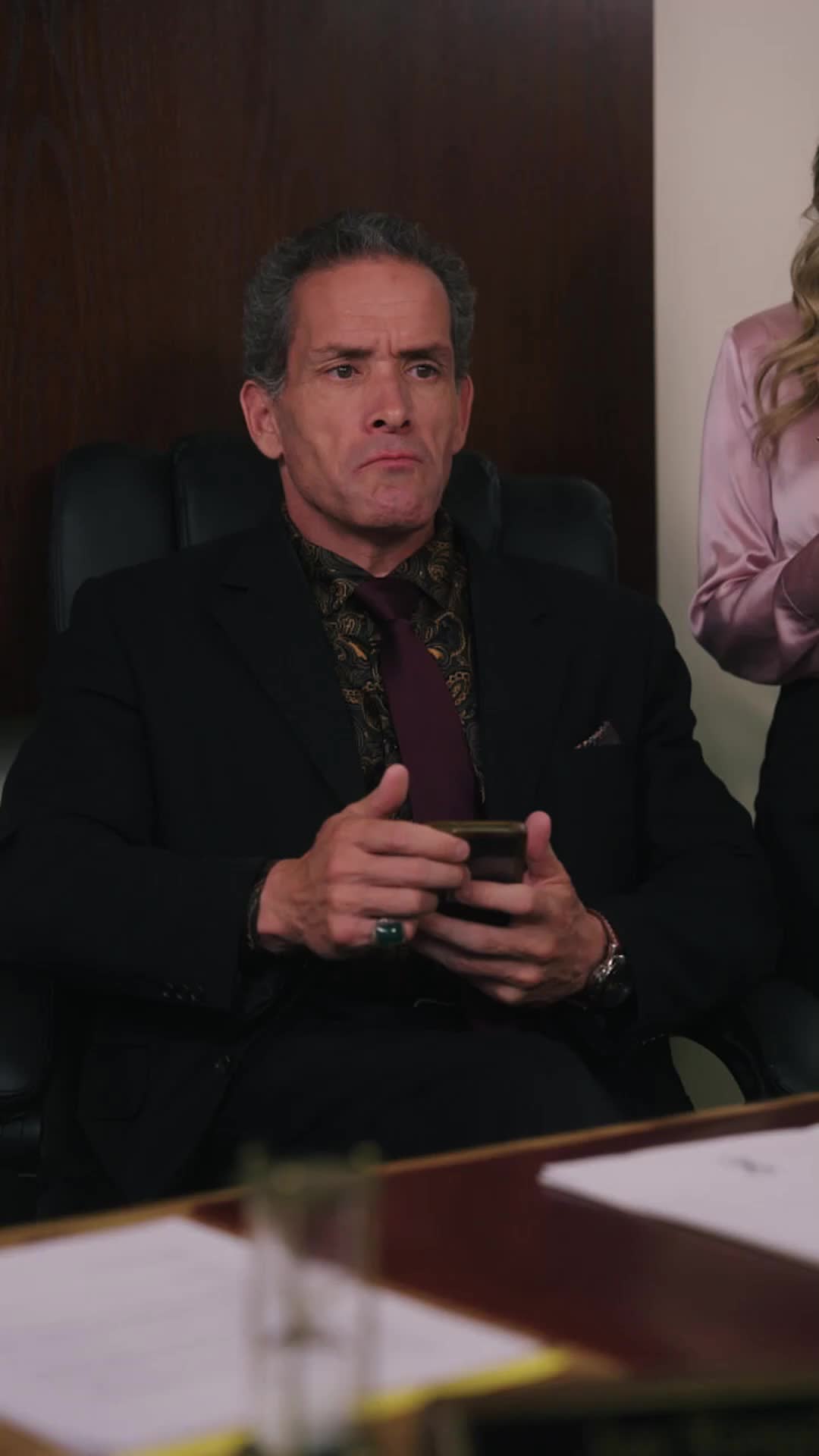 Episodio 22 de Hey jefe, su empresa está siendo bombardeada