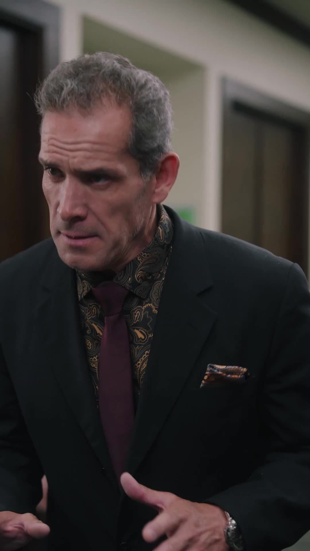 Episodio 49 de Hey jefe, su empresa está siendo bombardeada