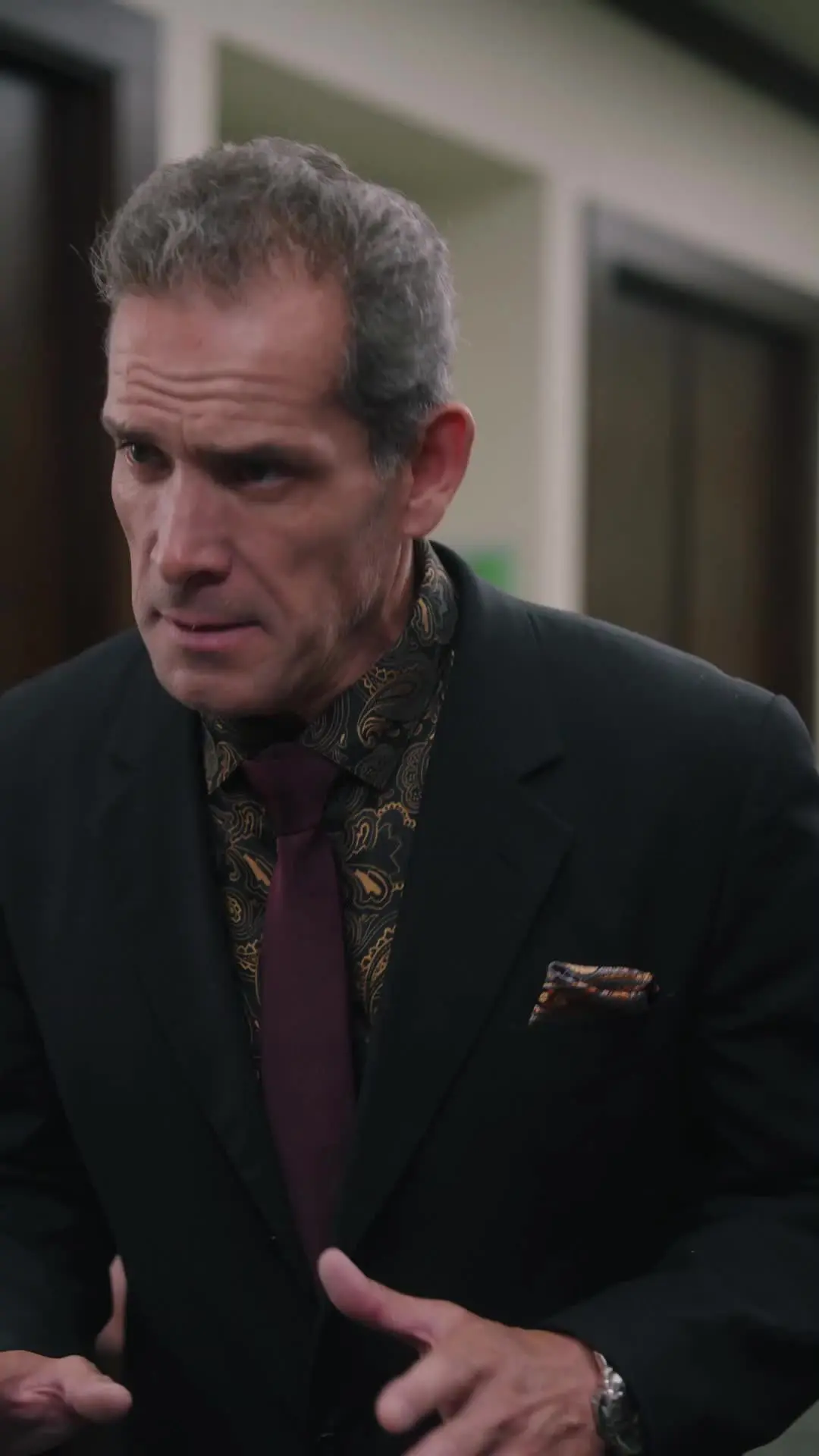 Episodio 49 de Hey jefe, su empresa está siendo bombardeada