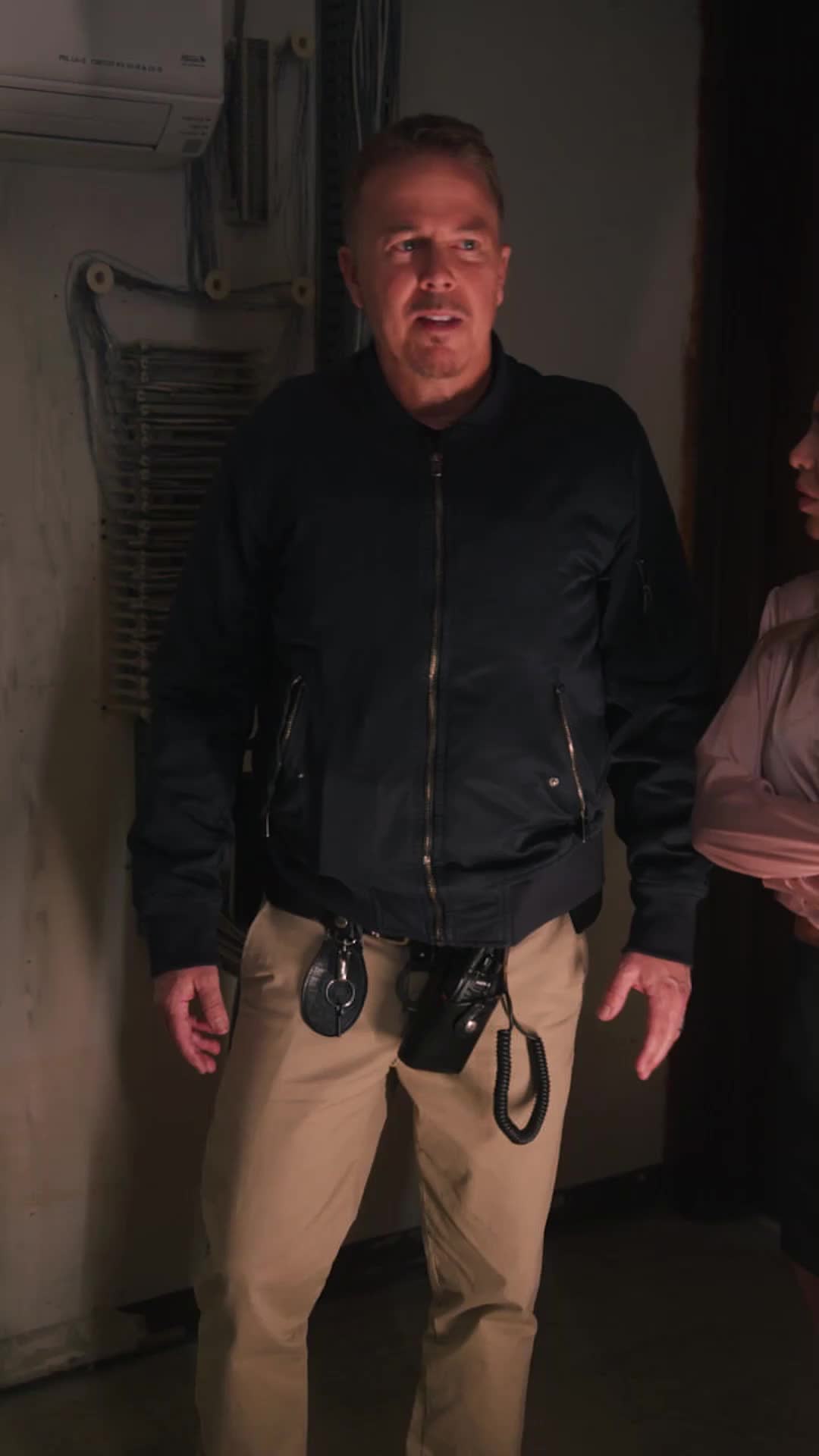 Episodio 69 de Hey jefe, su empresa está siendo bombardeada