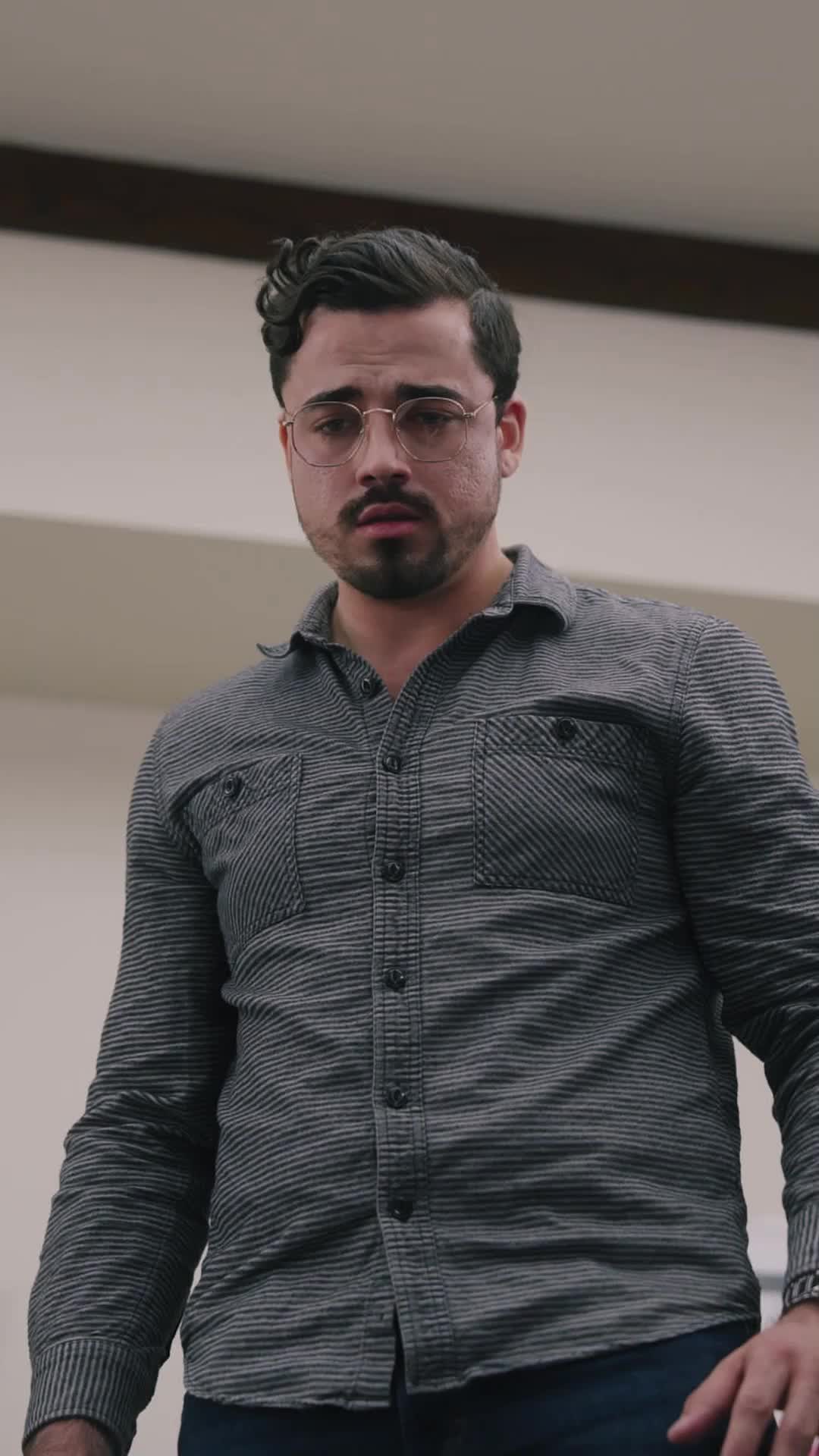 Episodio 9 de Hey jefe, su empresa está siendo bombardeada