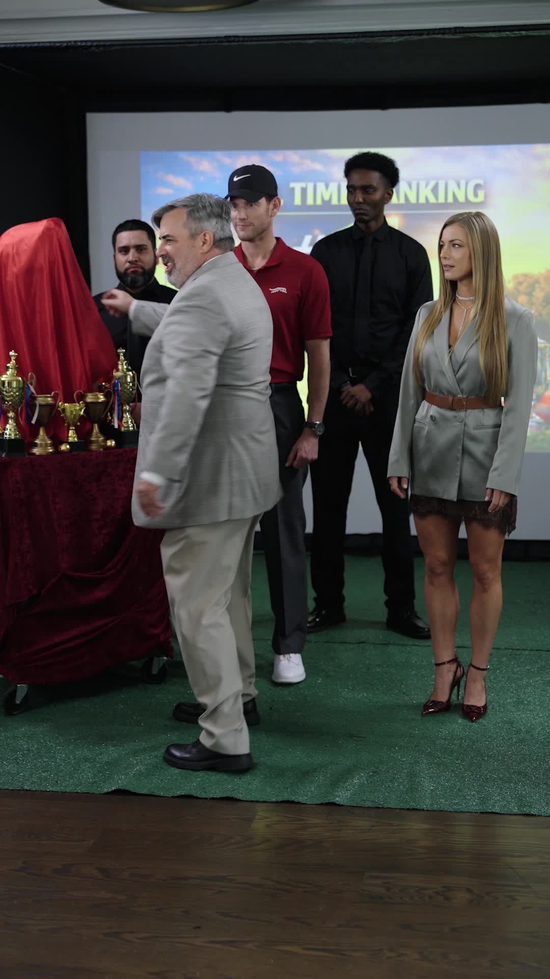 Episodio 28 de ¡Hoyo en uno! La reconquista del rey del golf