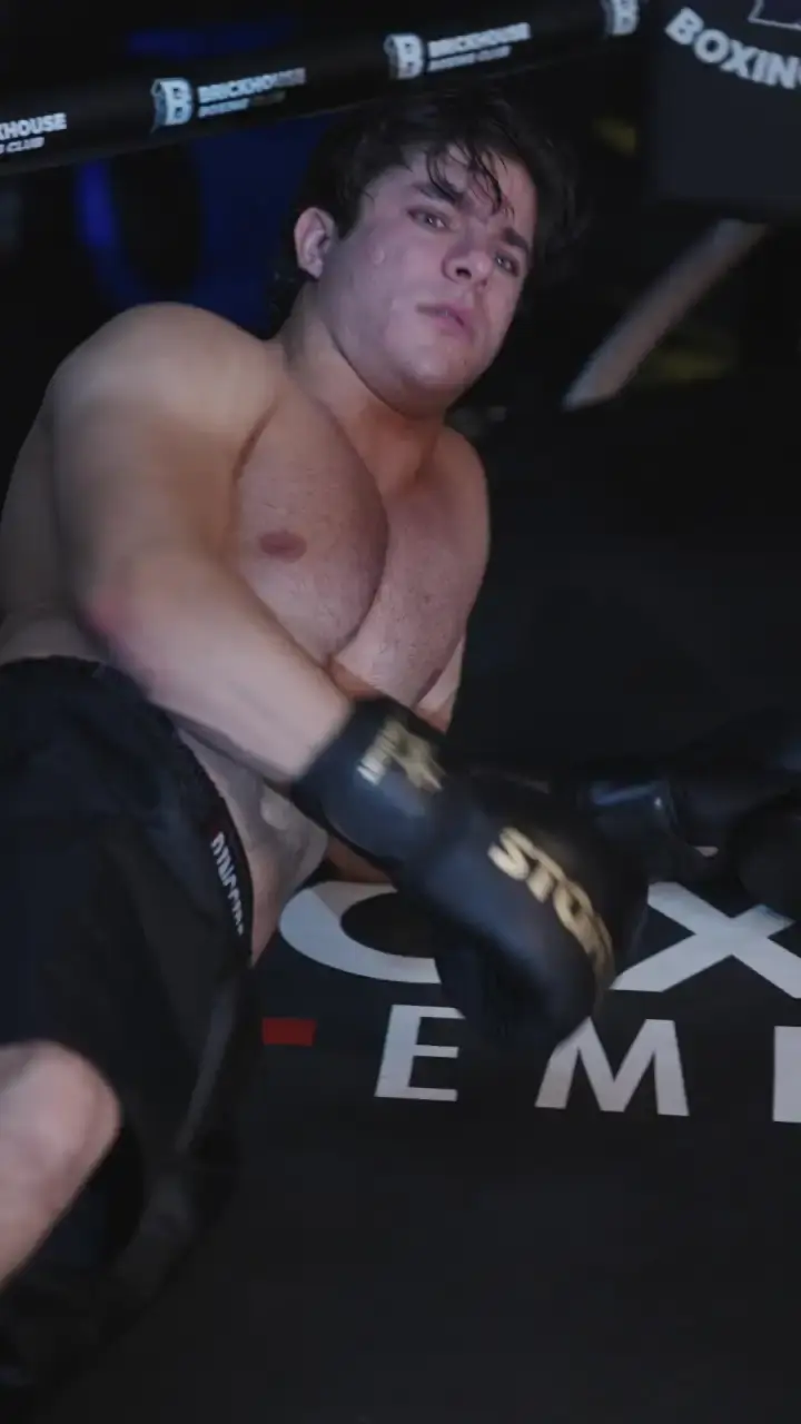 Episodio 9 de La bestia encadenada